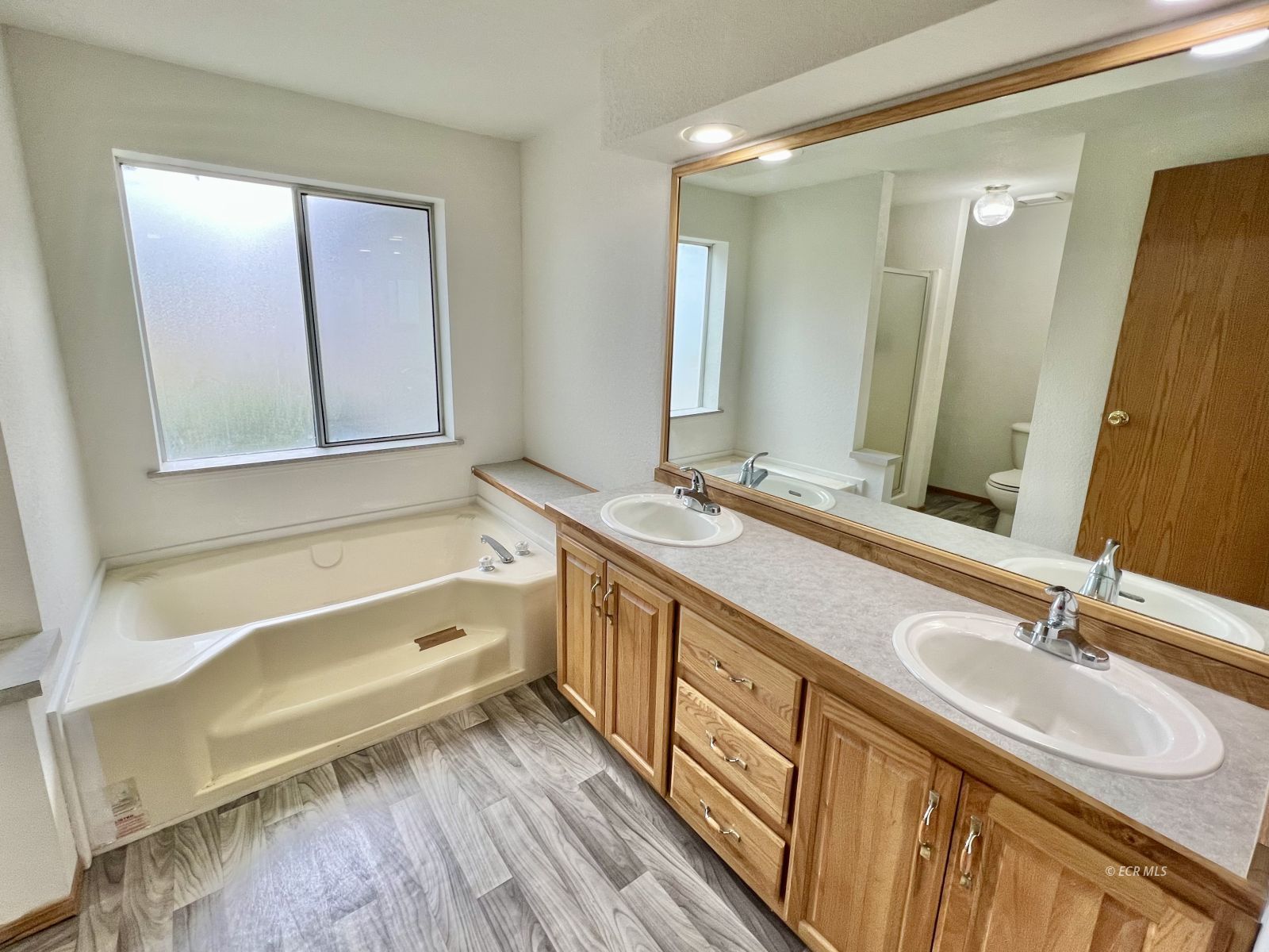 592 Gilia Place