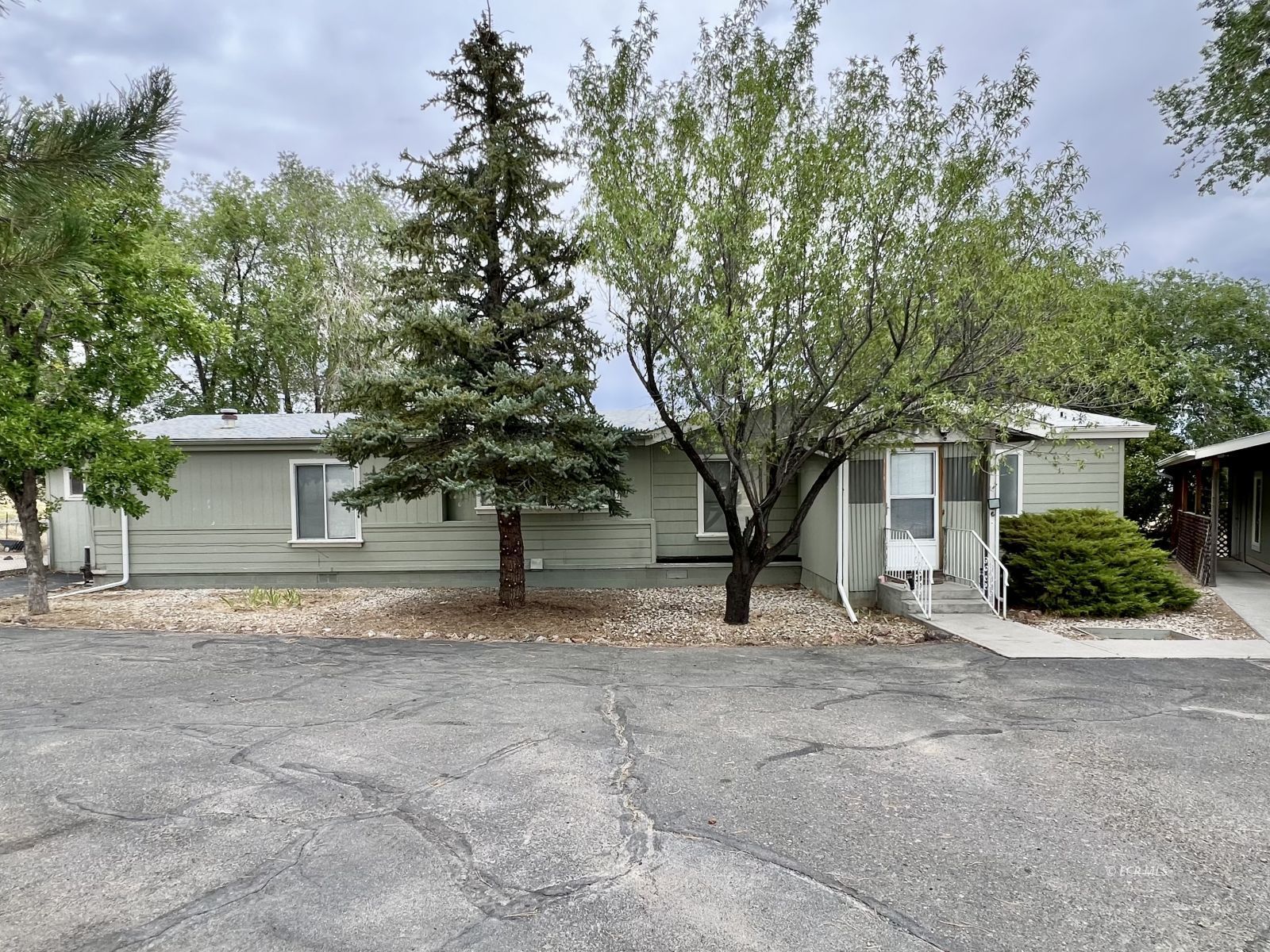 592 Gilia Place