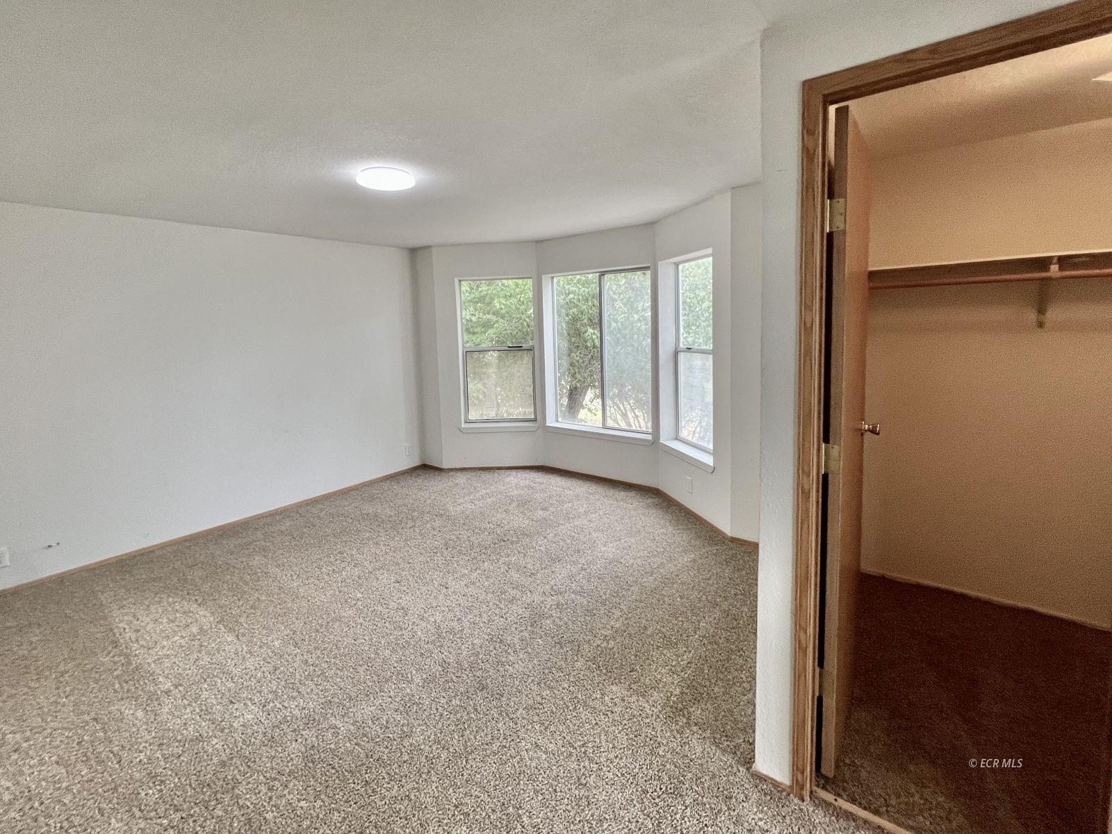 592 Gilia Place