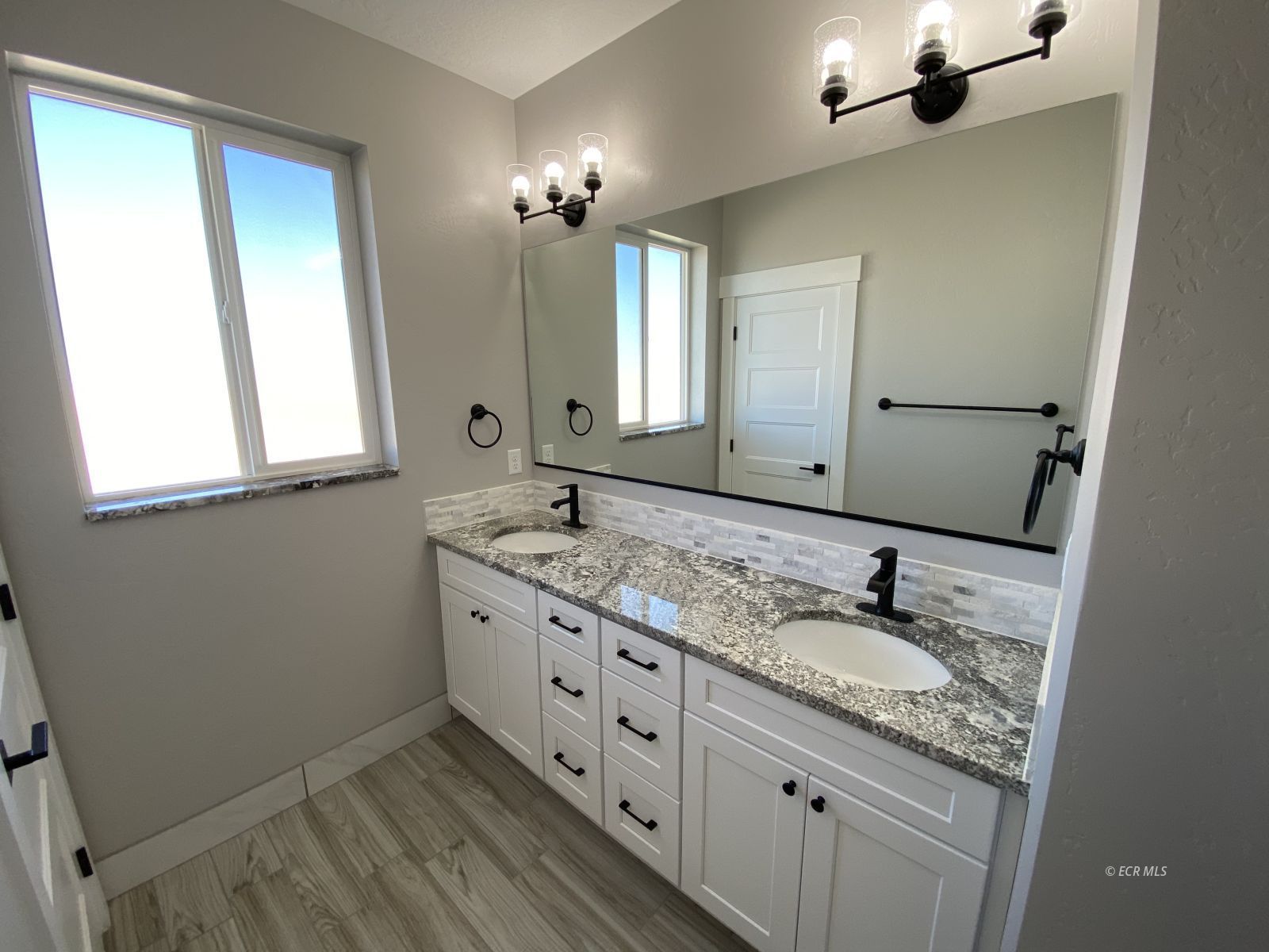 267 Northglen Drive
