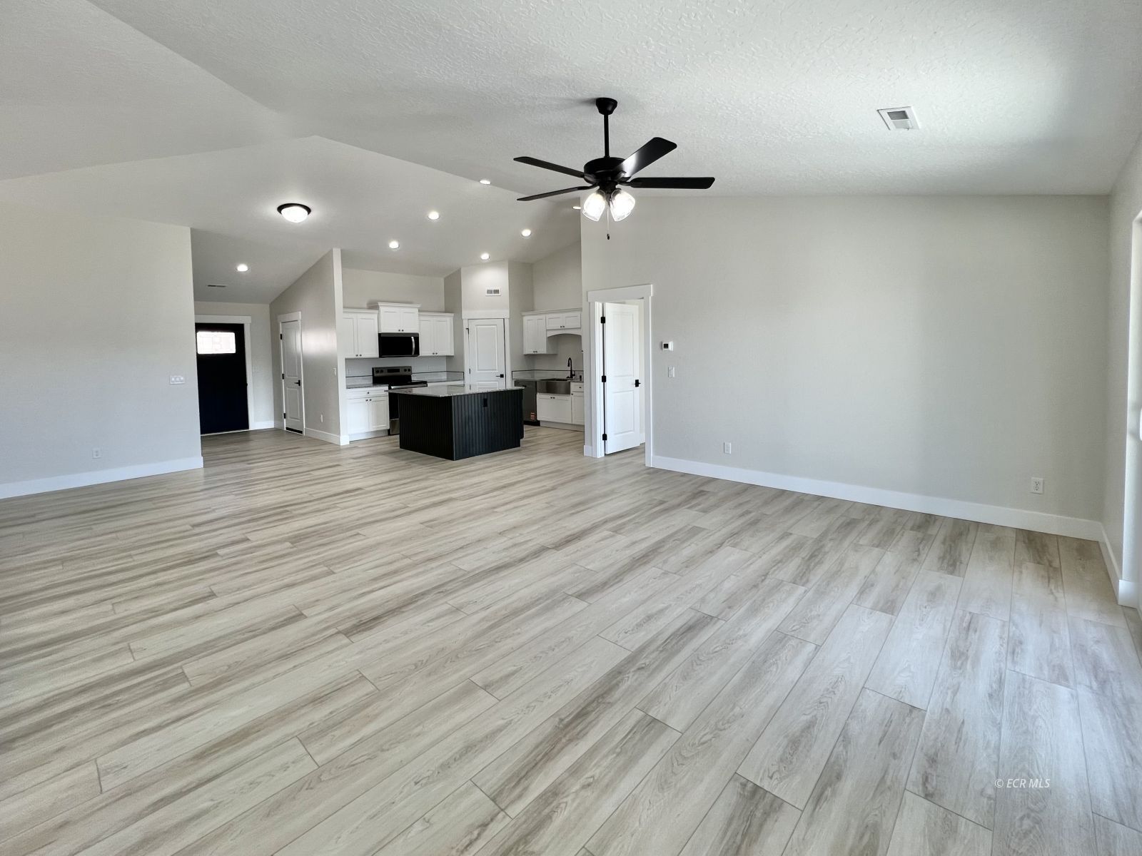 565 Blackstone Drive