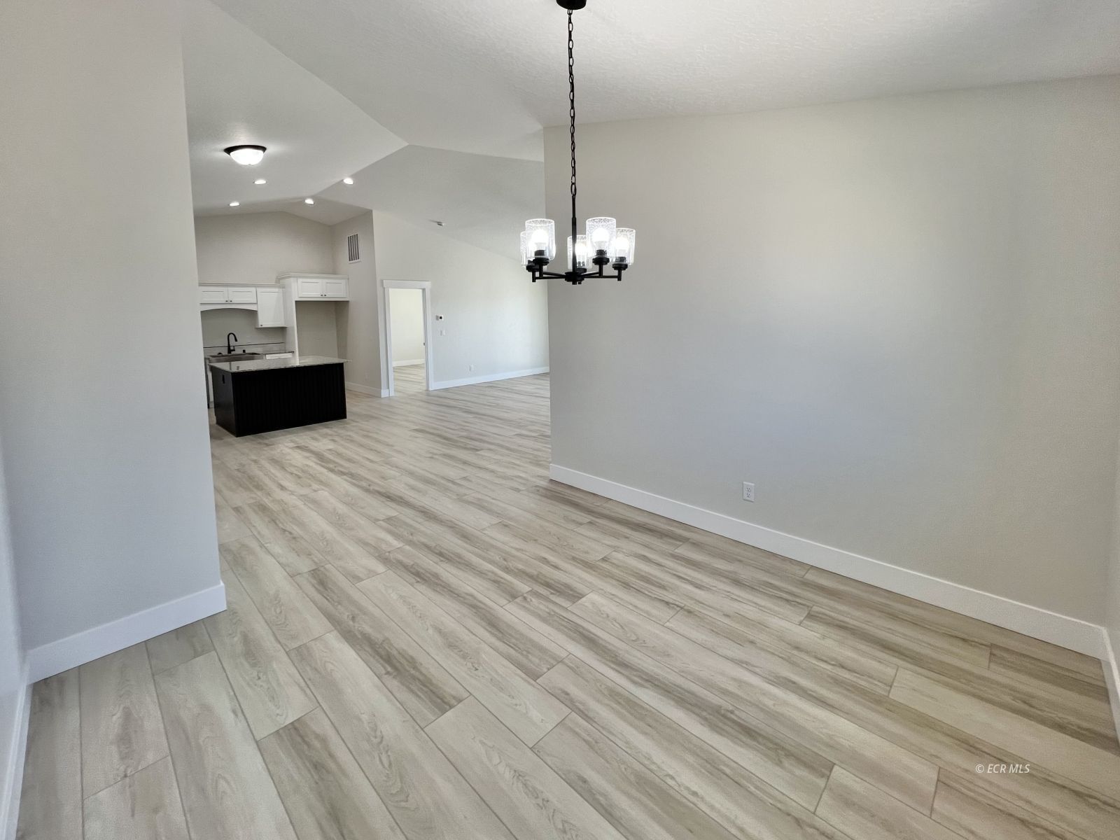 565 Blackstone Drive