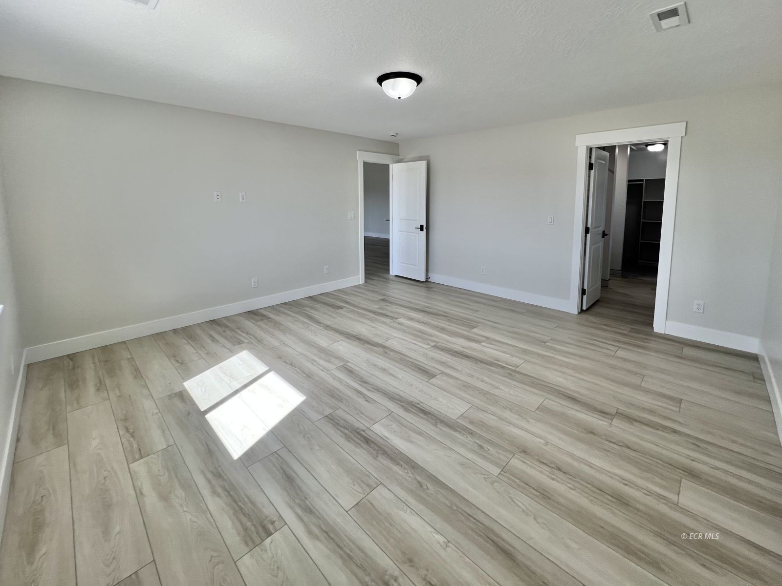 565 Blackstone Drive