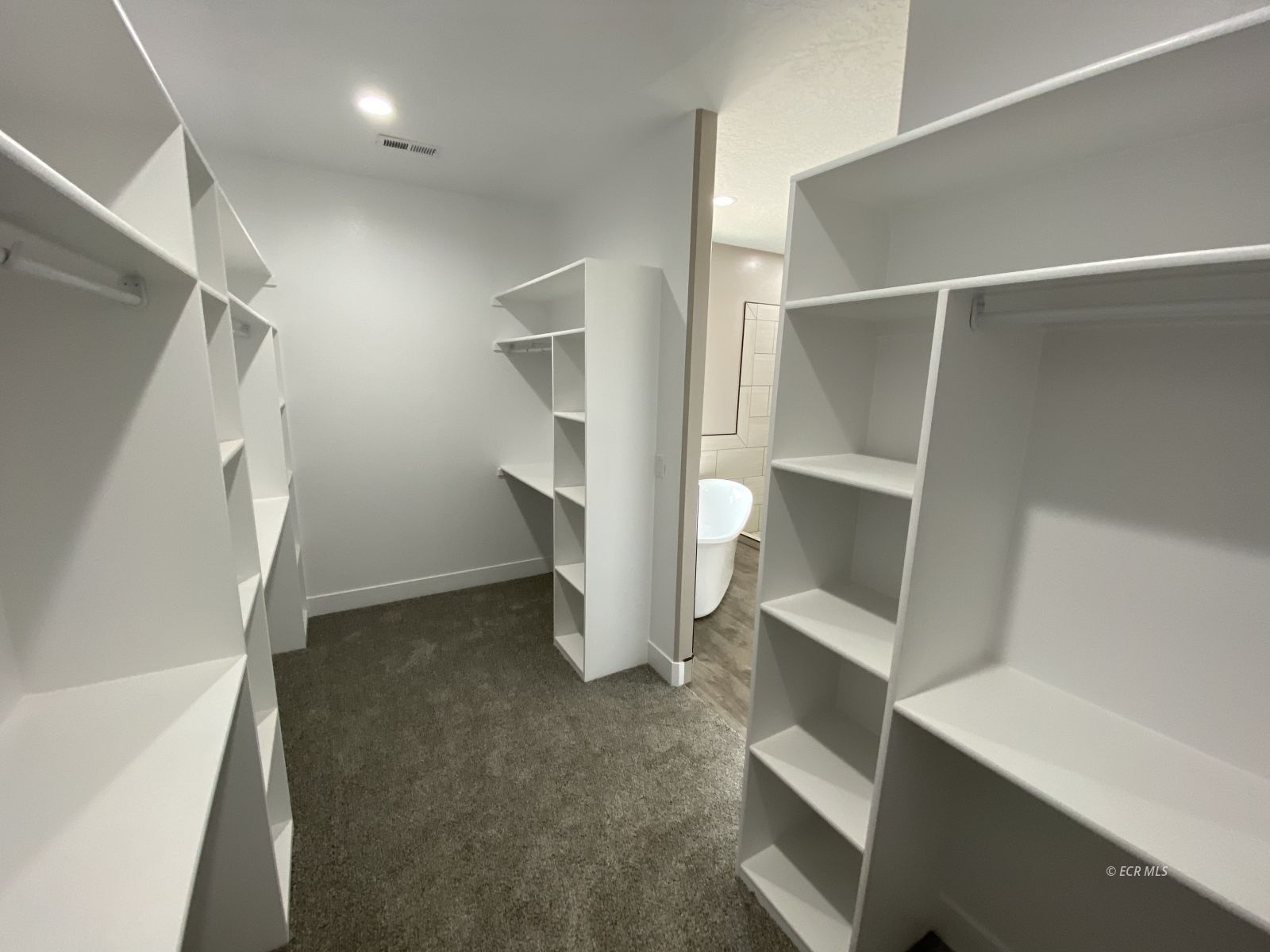 652 Spring Creek Parkway