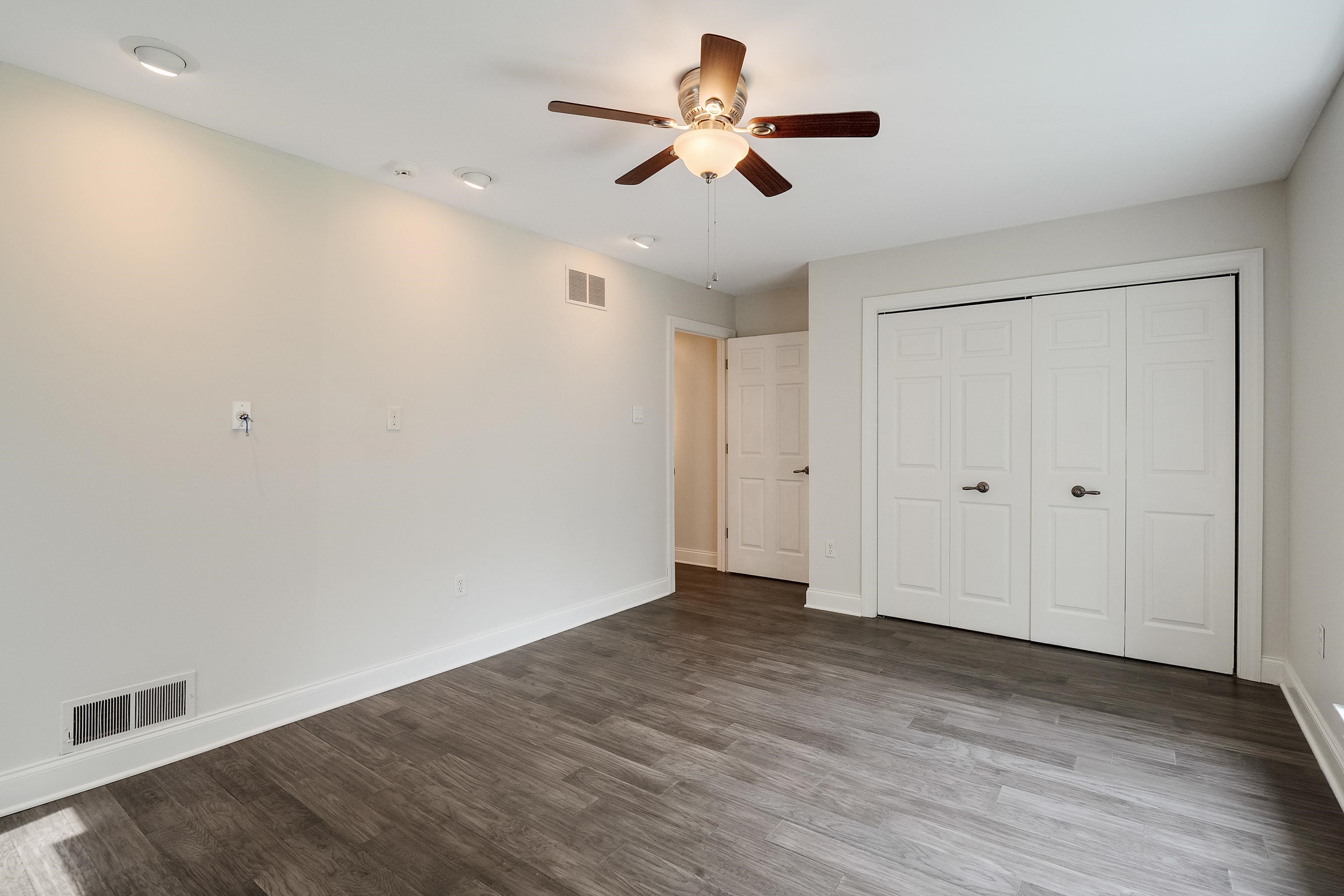 2425 DOGWOOD TRAIL DR