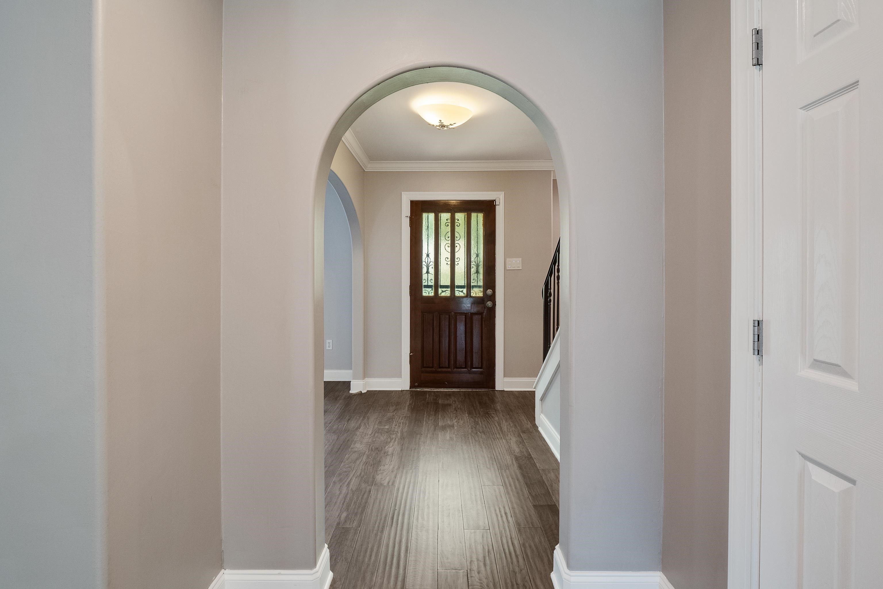 2425 DOGWOOD TRAIL DR