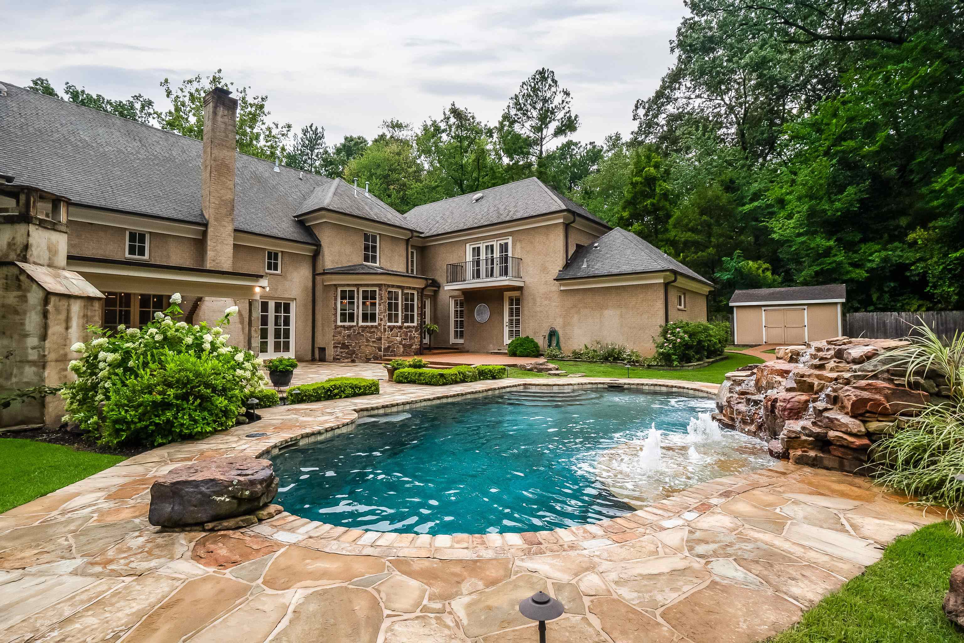 5720 SHADY GROVE RD