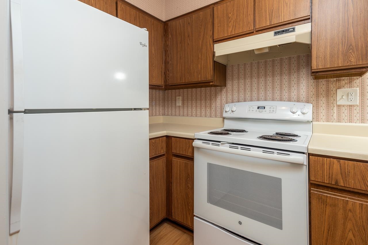 6656 PONDSIDE CIR Unit: 2