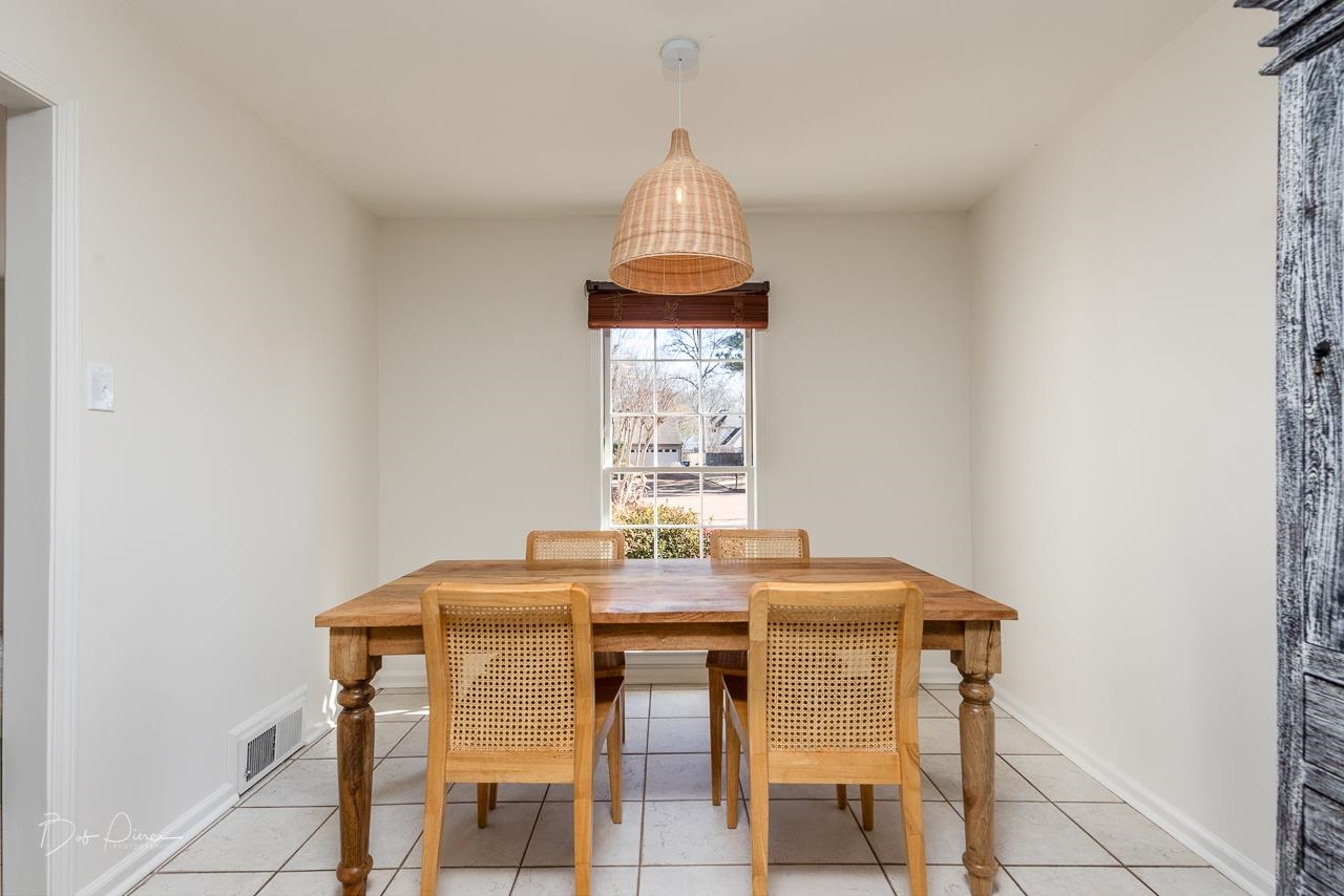 1769 LINDELL CV