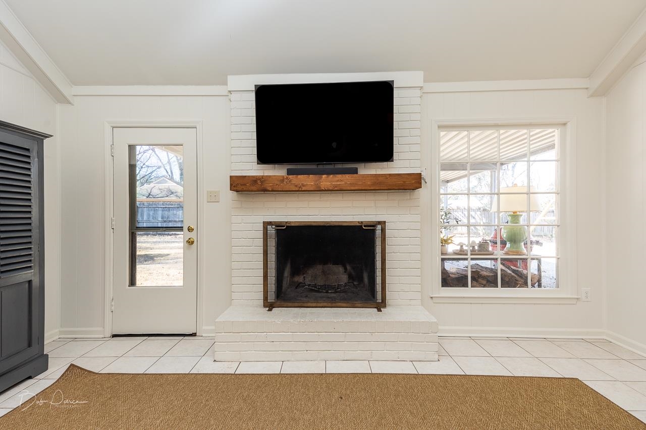 1769 LINDELL CV