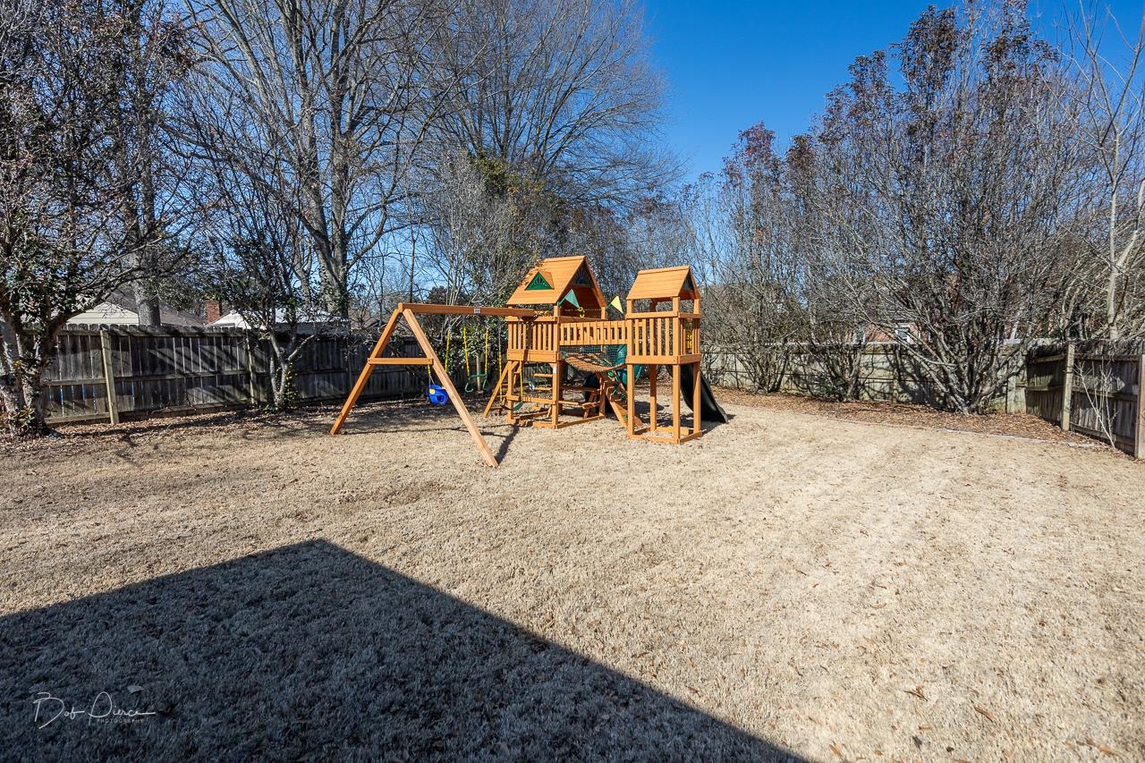 1769 LINDELL CV