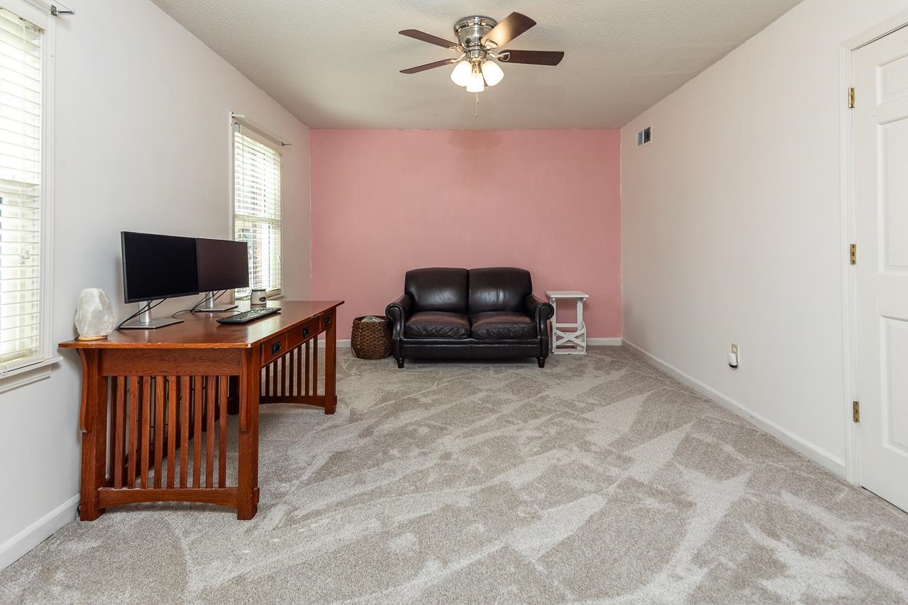 8038 GORINGWOOD LN