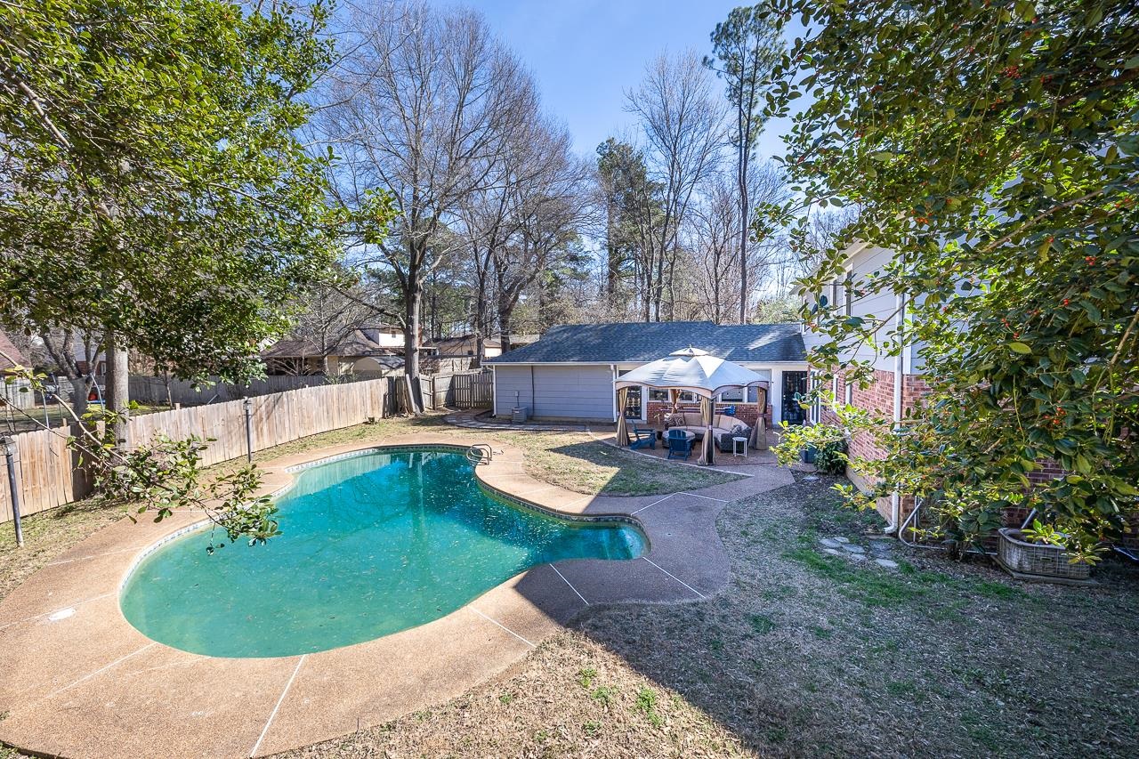 8038 GORINGWOOD LN