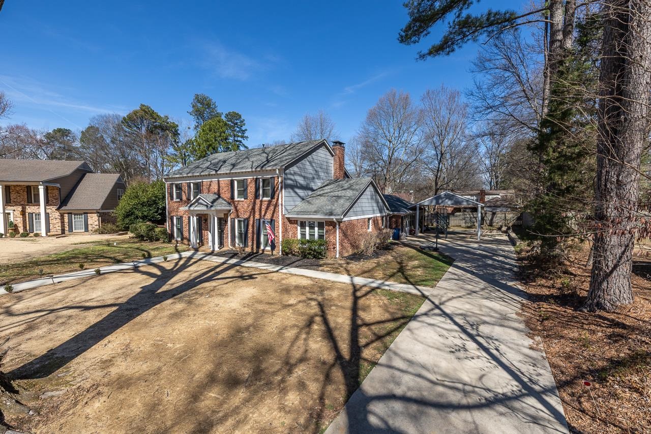8038 GORINGWOOD LN