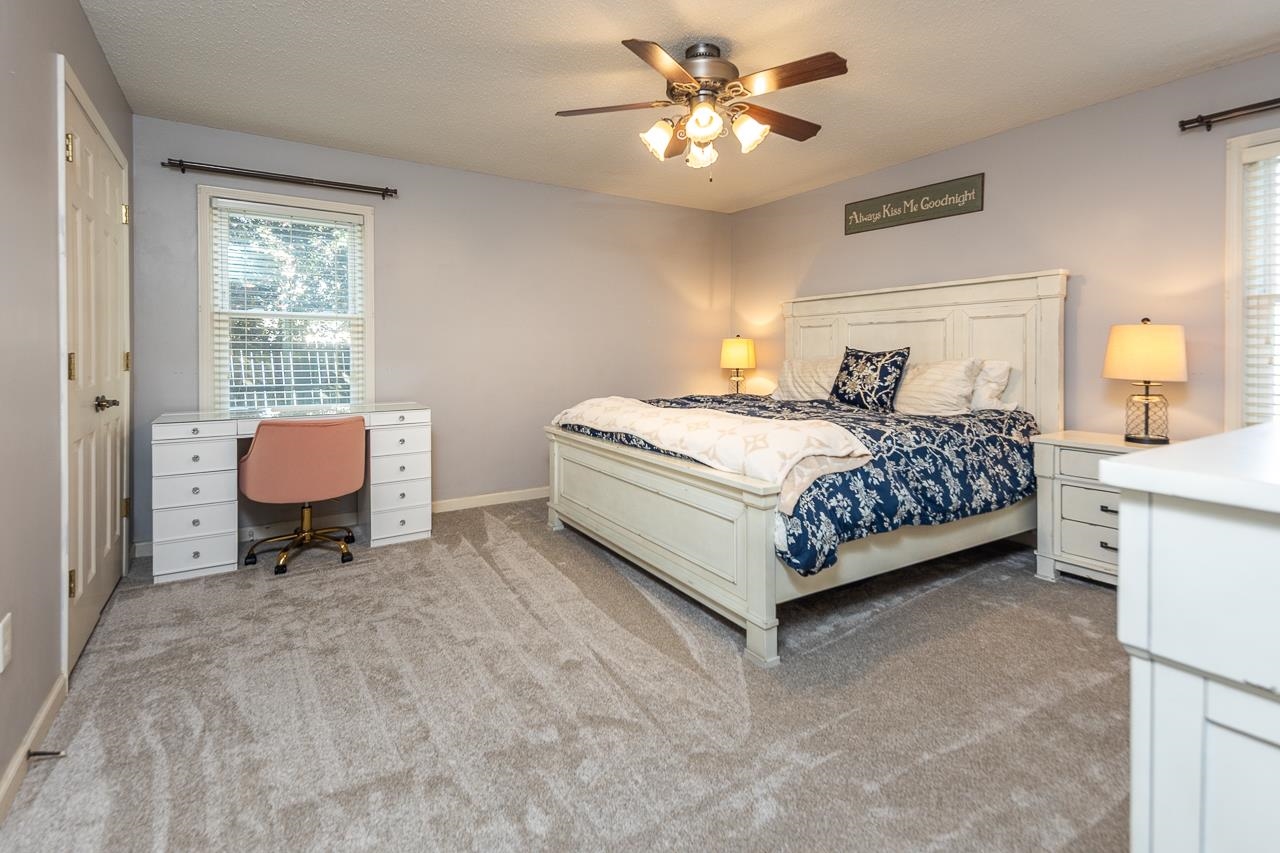8038 GORINGWOOD LN