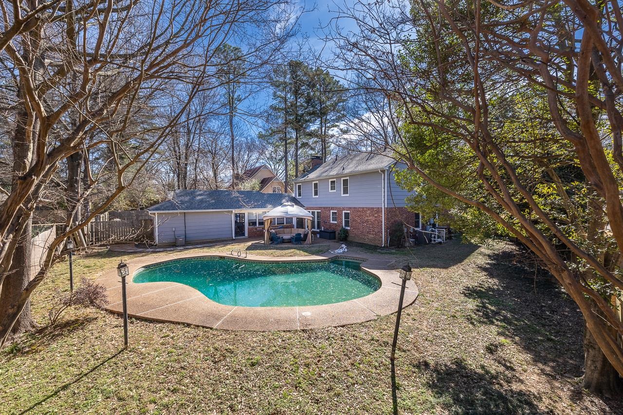8038 GORINGWOOD LN