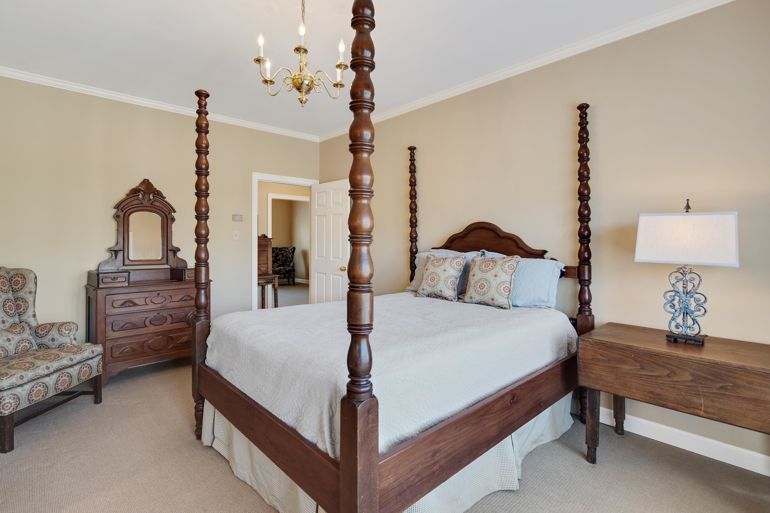 431 WELLINGTON CV