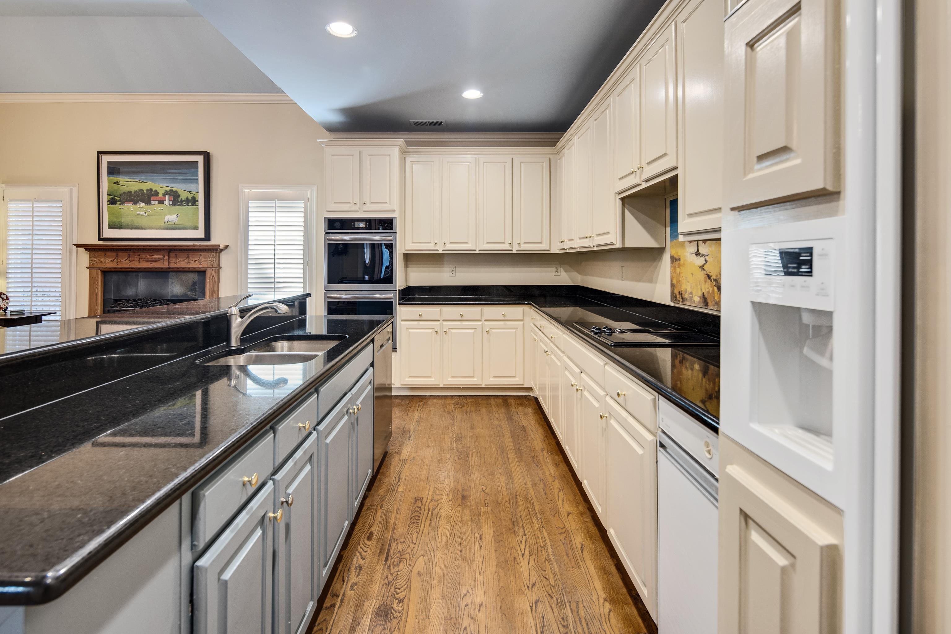 431 WELLINGTON CV