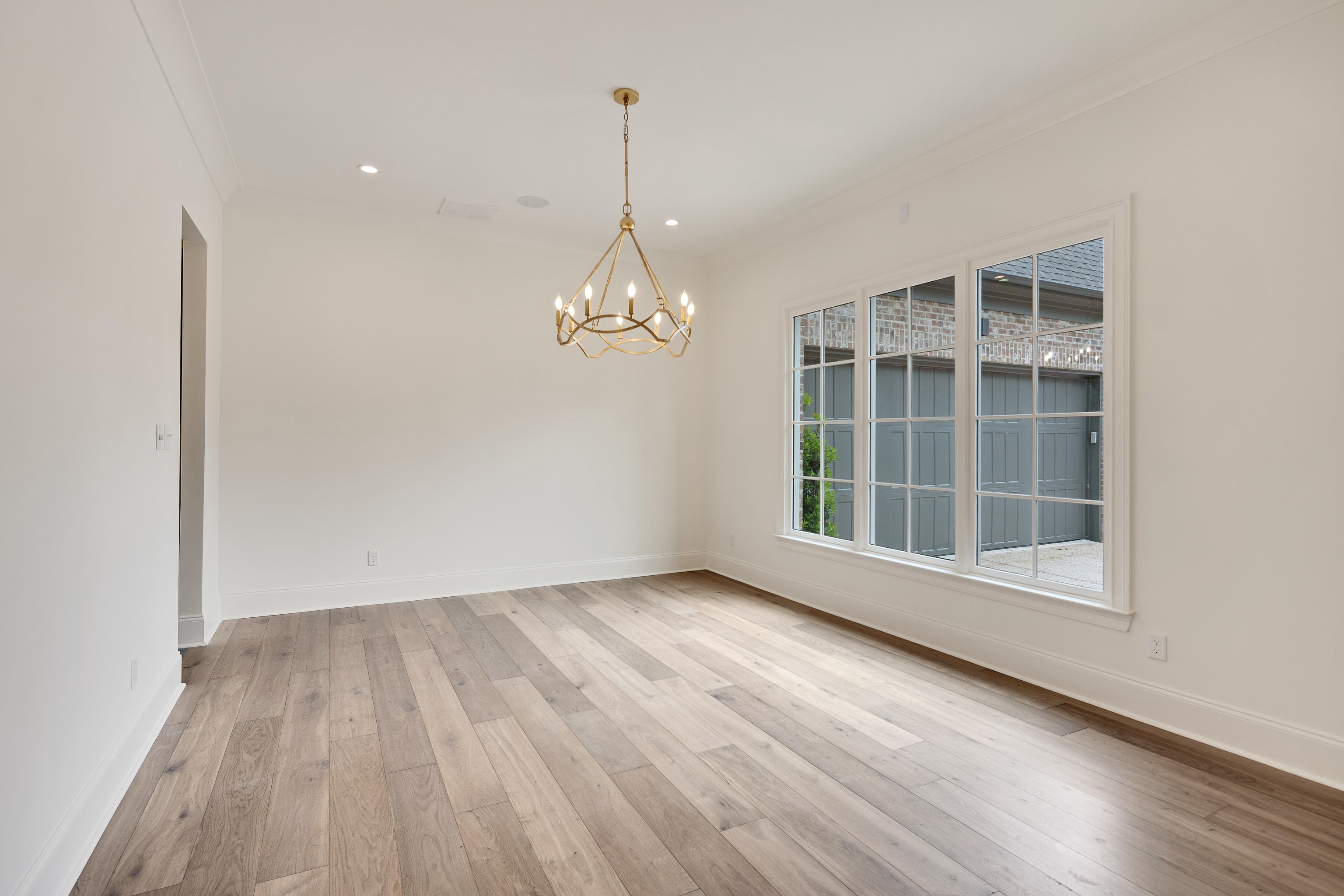 7195 MCVAY MANOR CV