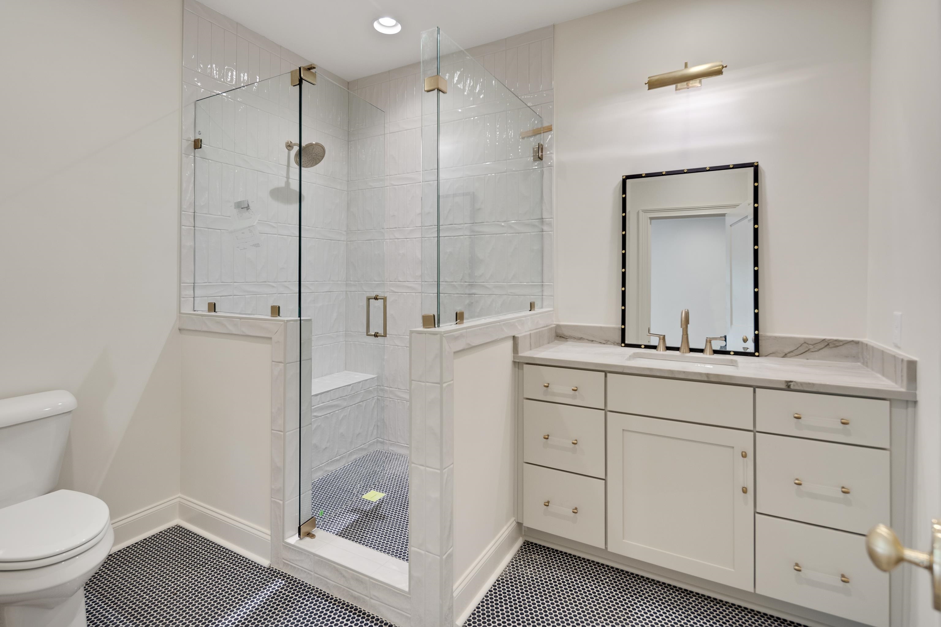 7195 MCVAY MANOR CV