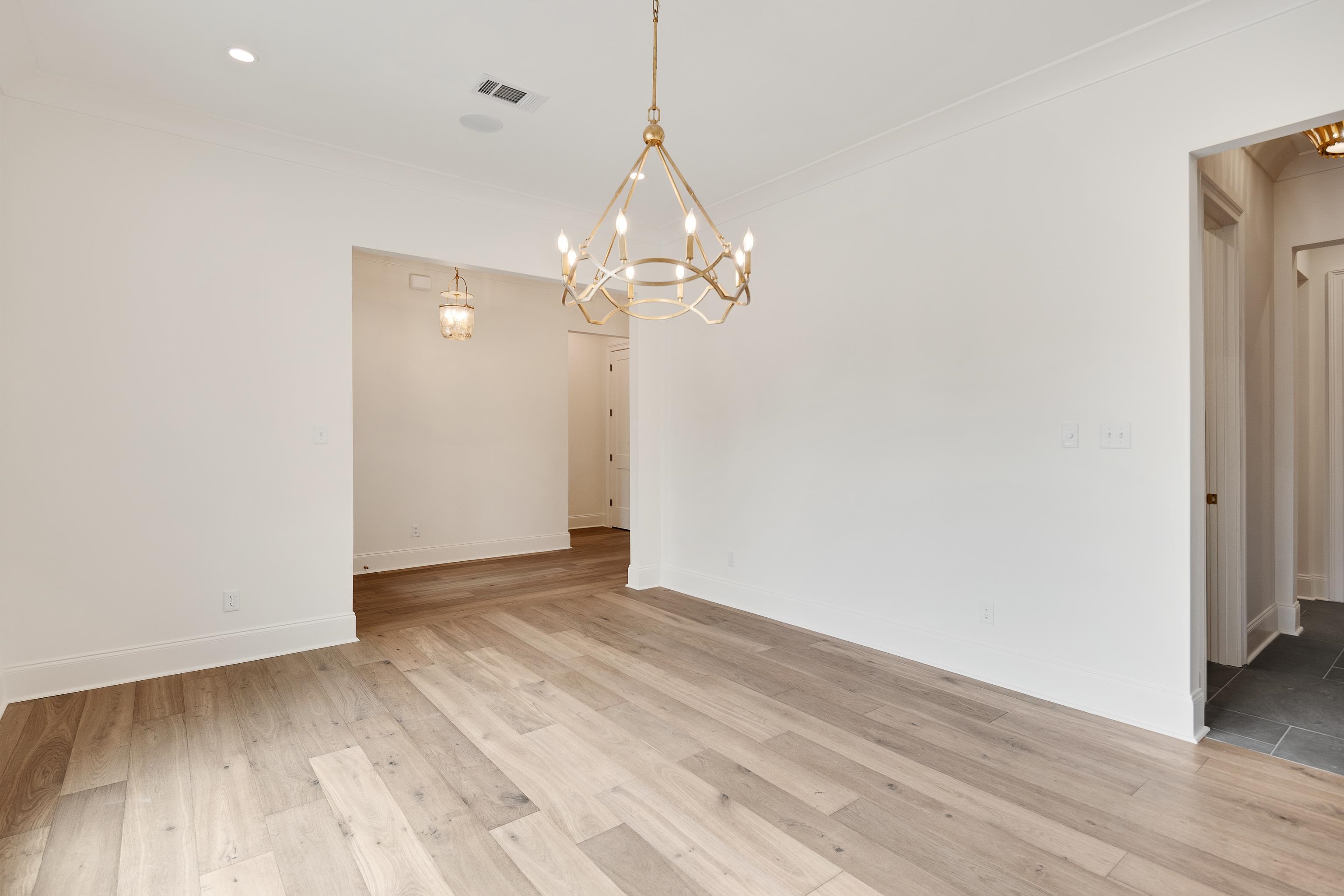 7195 MCVAY MANOR CV