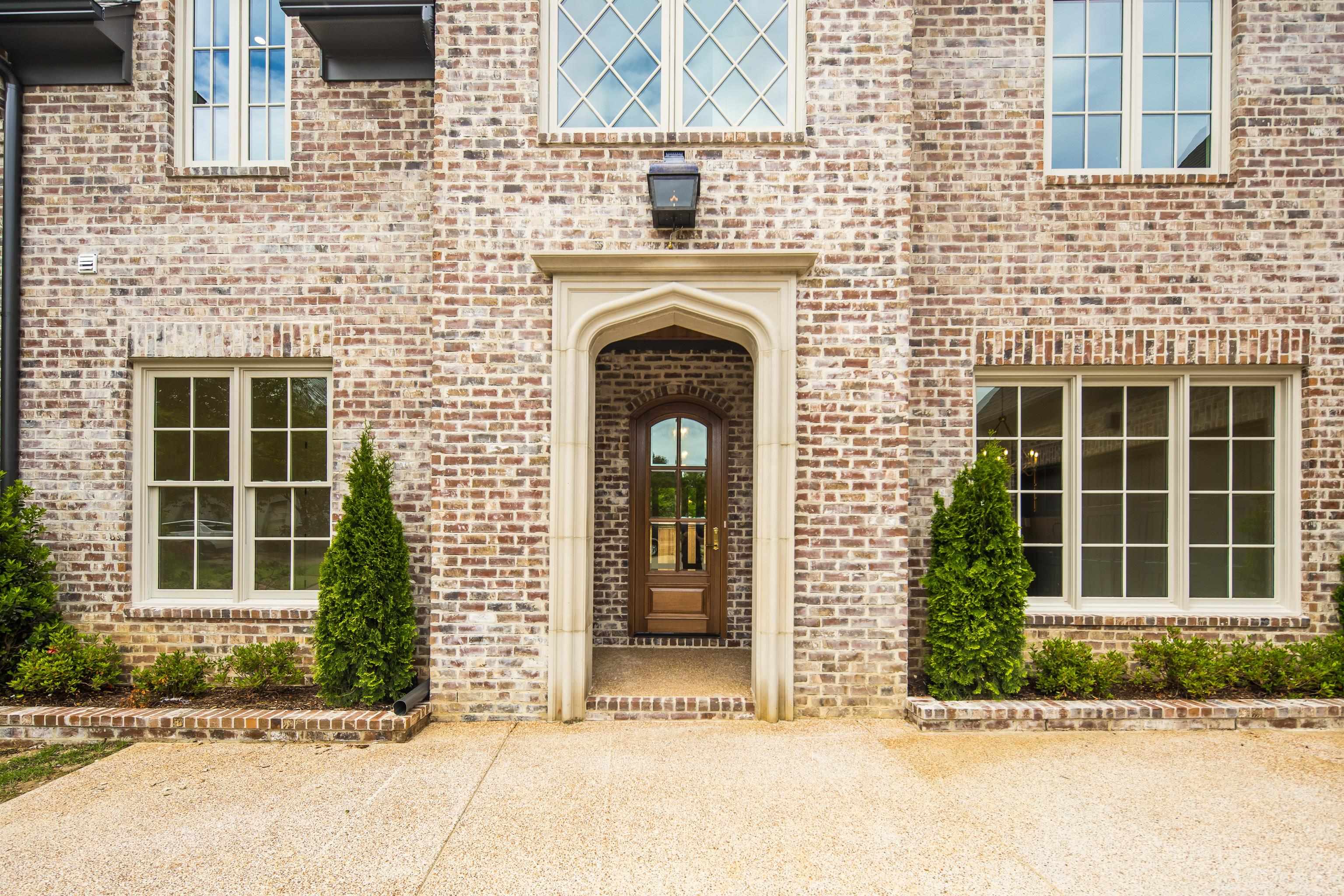 7195 MCVAY MANOR CV