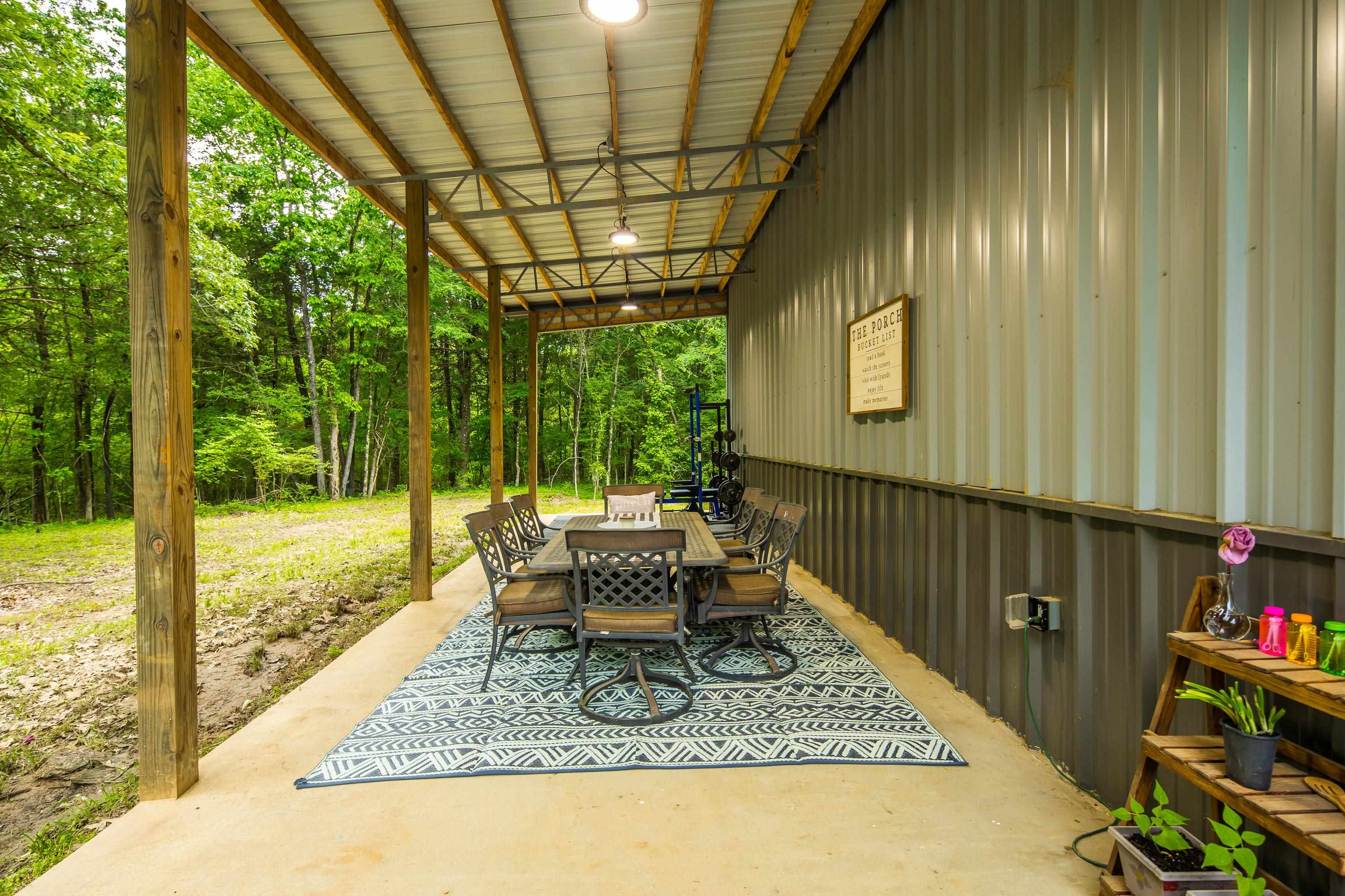 2720 DONELSON DR
