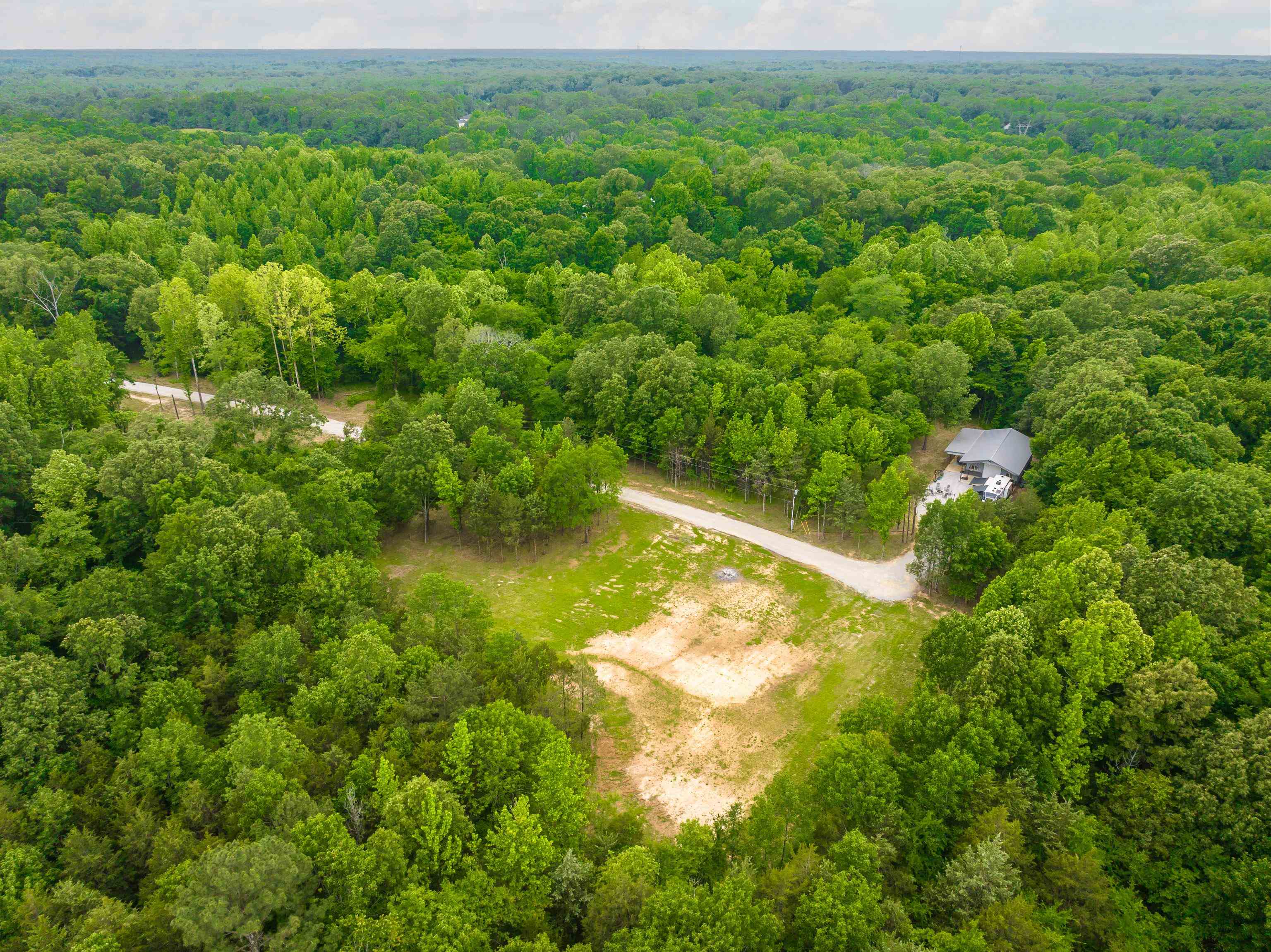2720 DONELSON DR