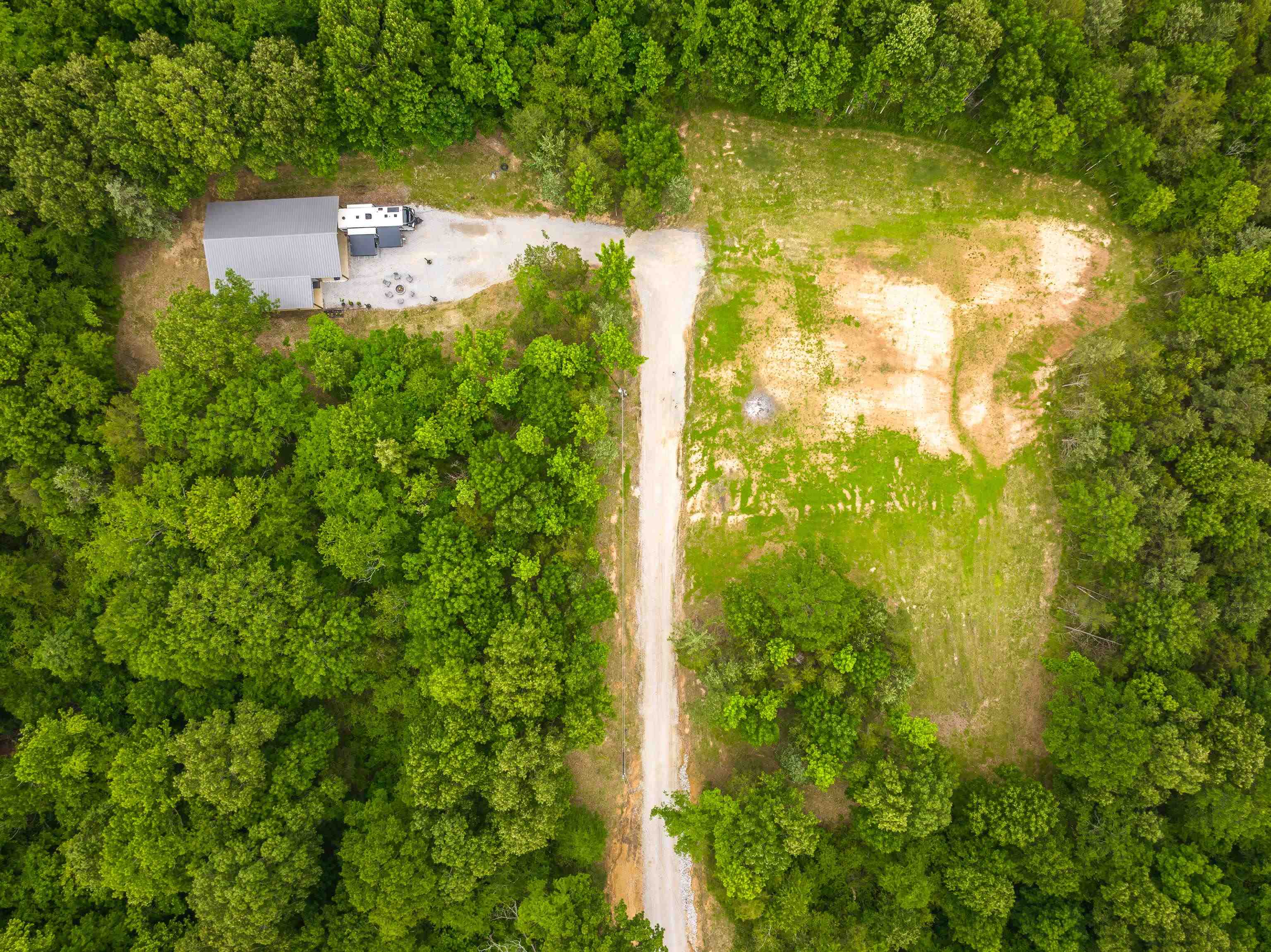 2720 DONELSON DR