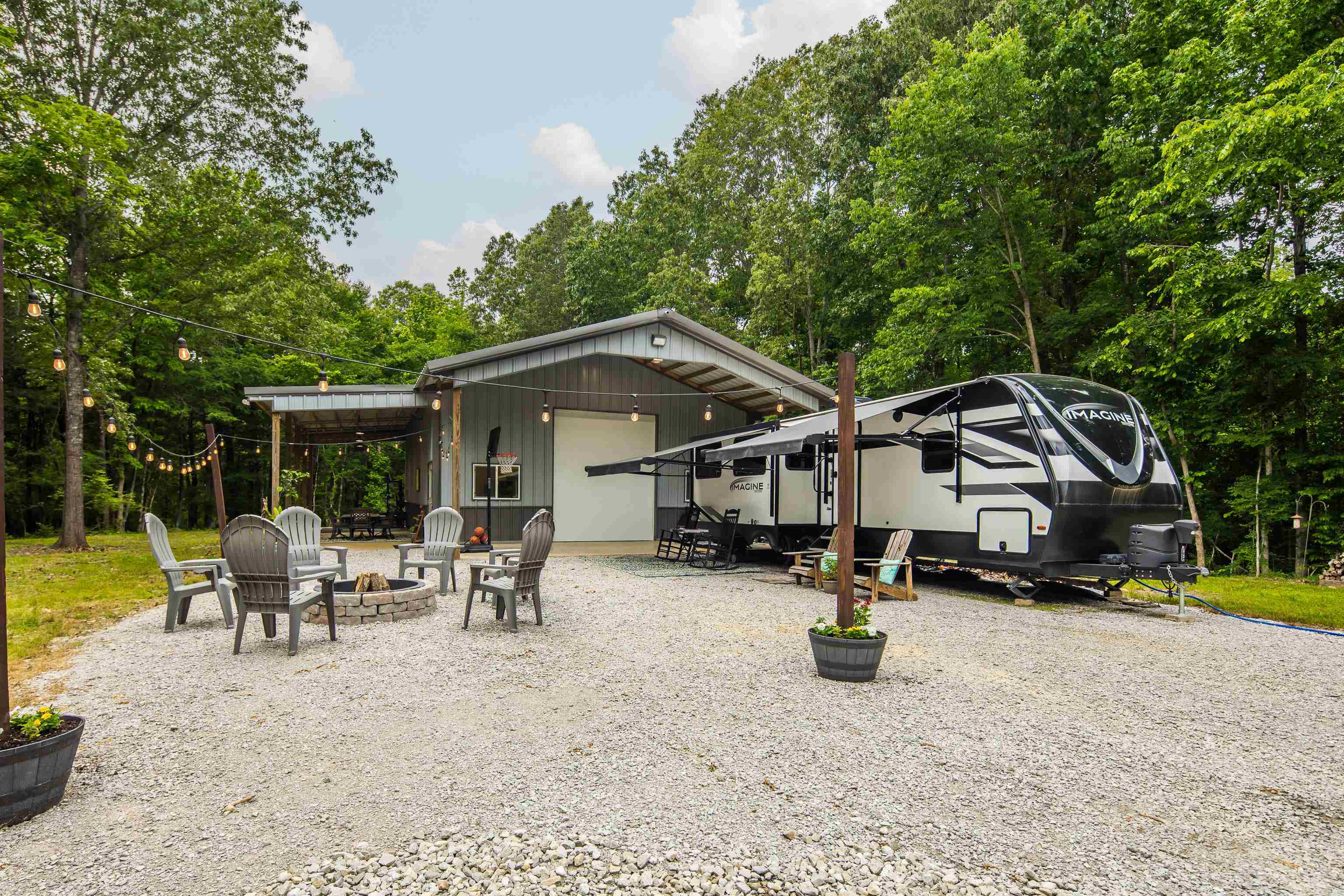 2720 DONELSON DR