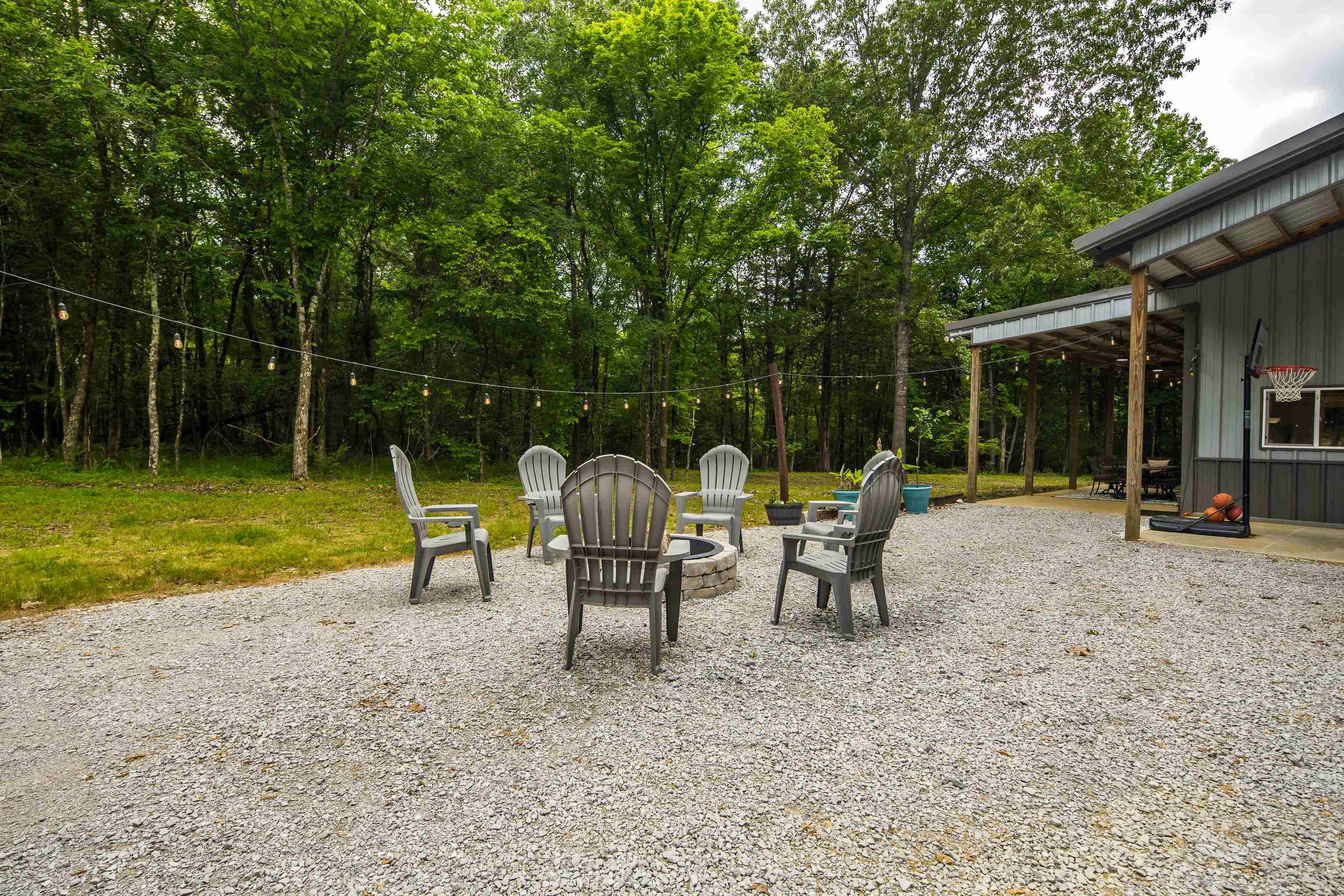 2720 DONELSON DR
