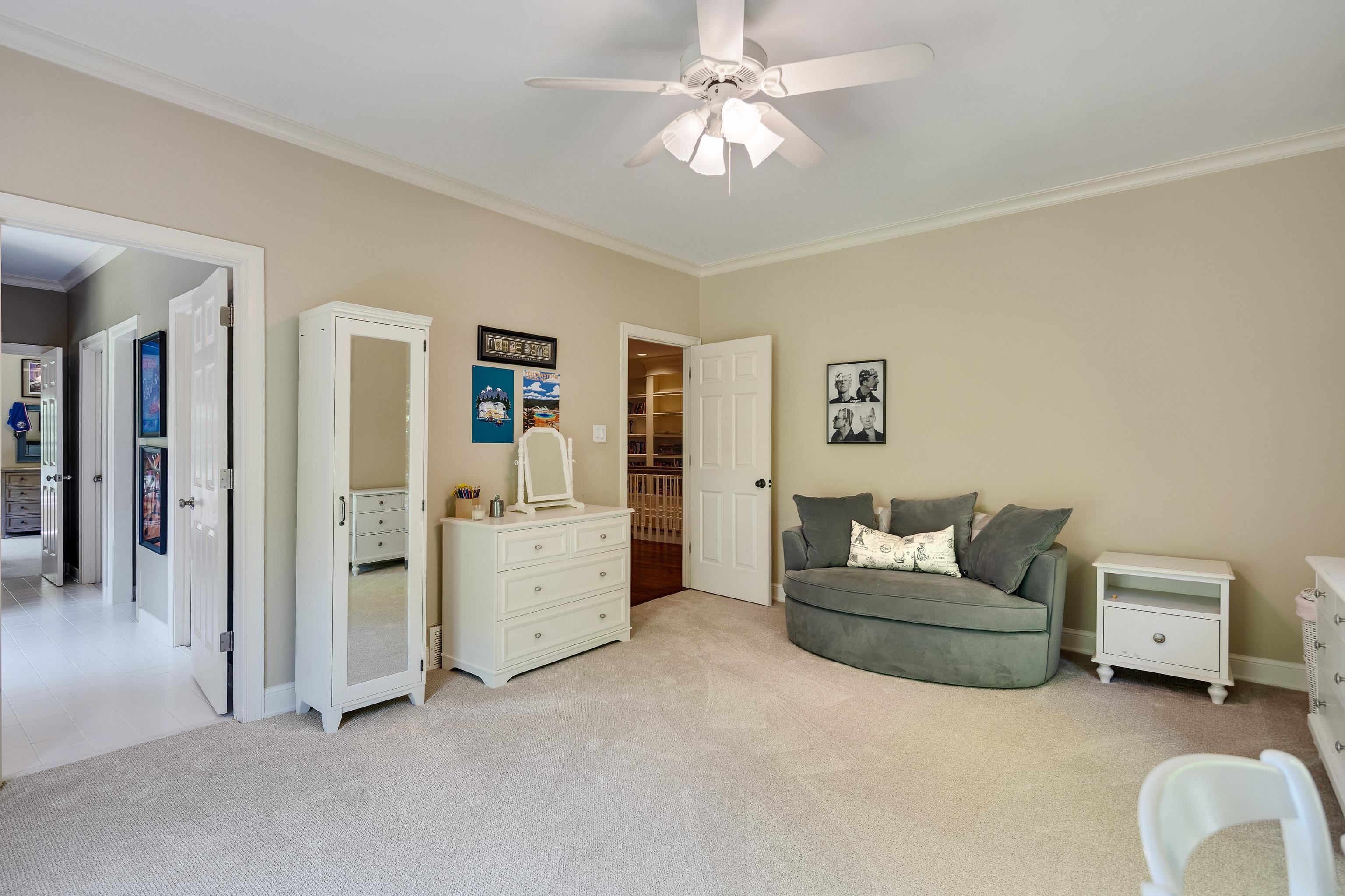7726 CHAPEL CREEK PKY N