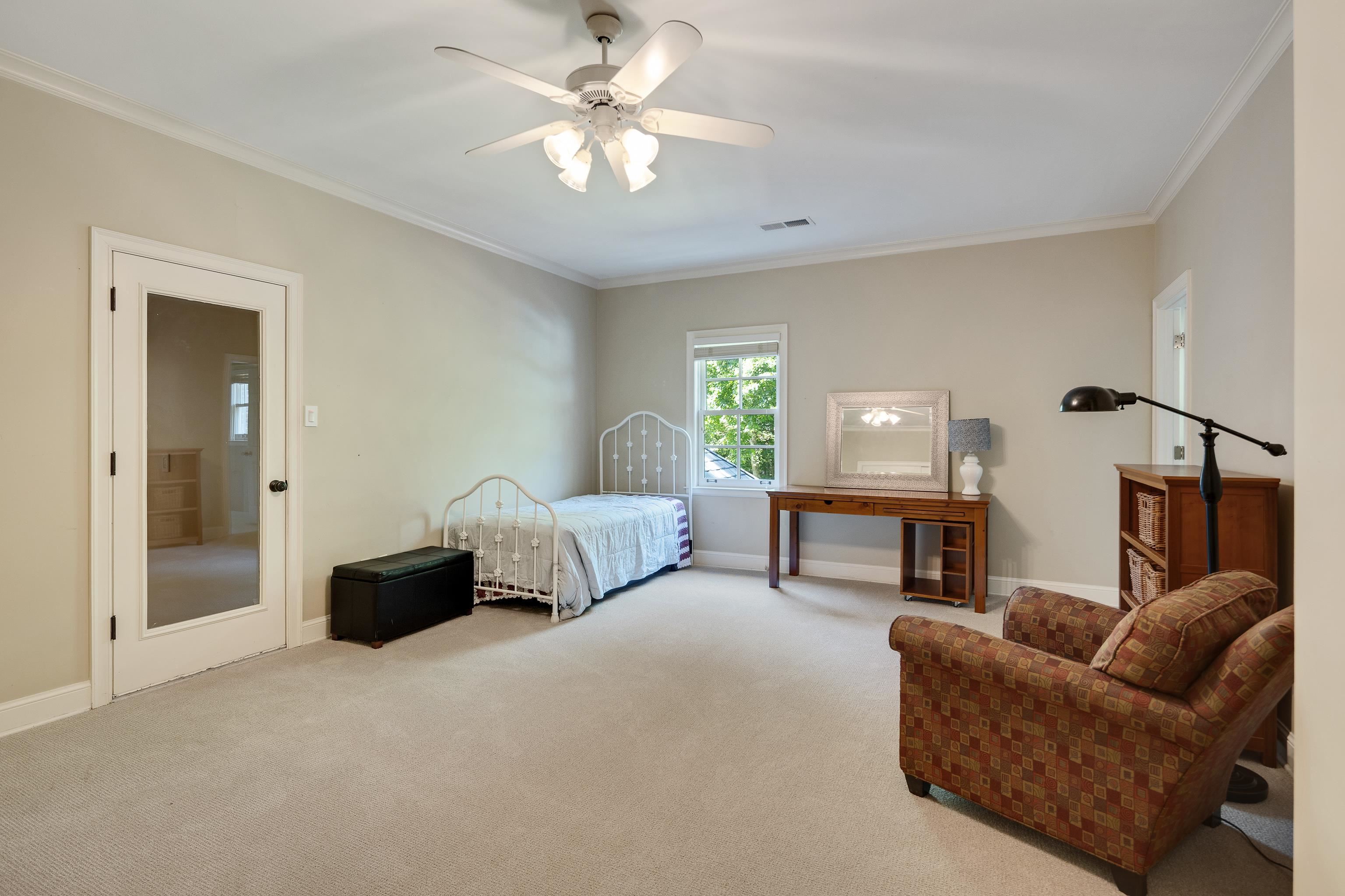 7726 CHAPEL CREEK PKY N