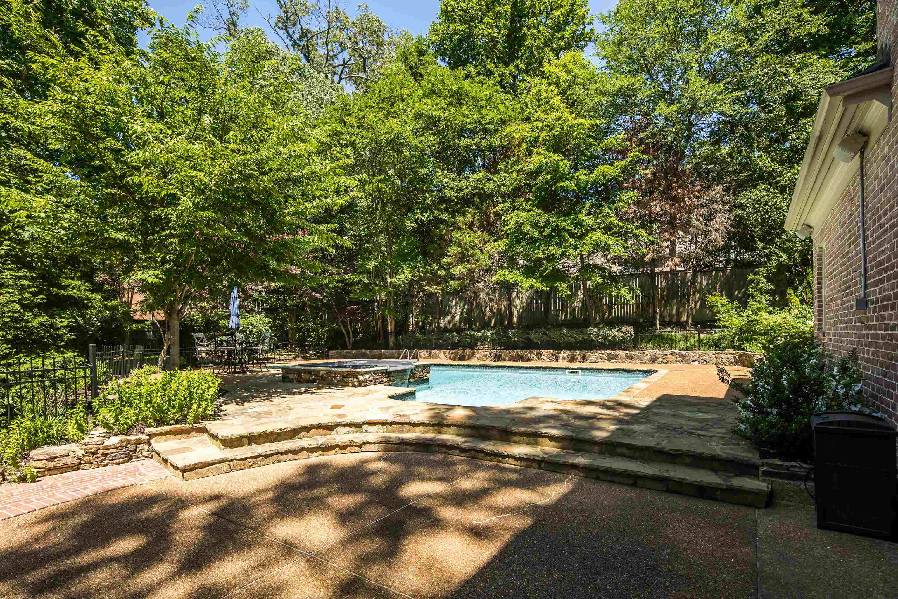 7726 CHAPEL CREEK PKY N