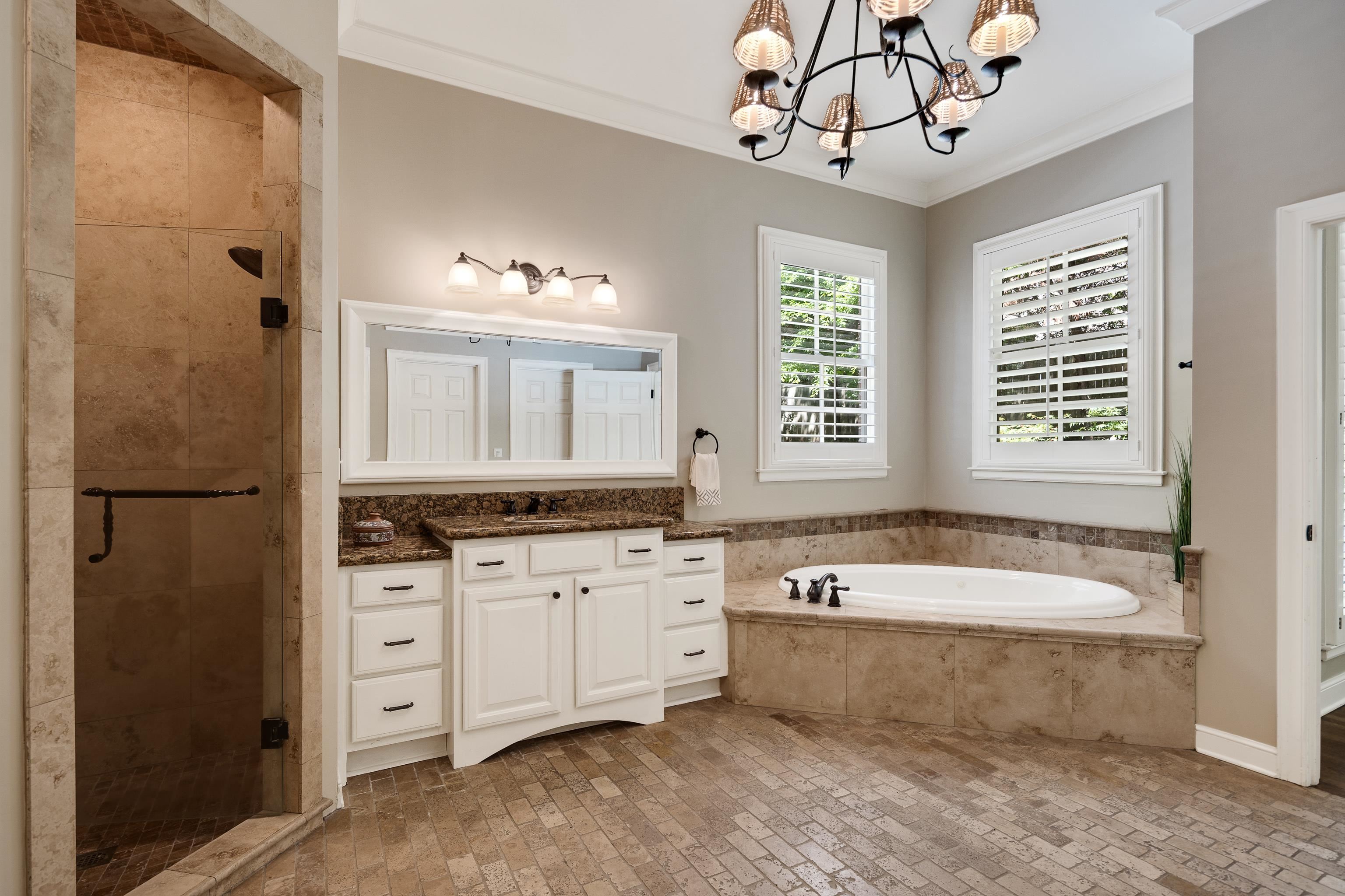 7726 CHAPEL CREEK PKY N