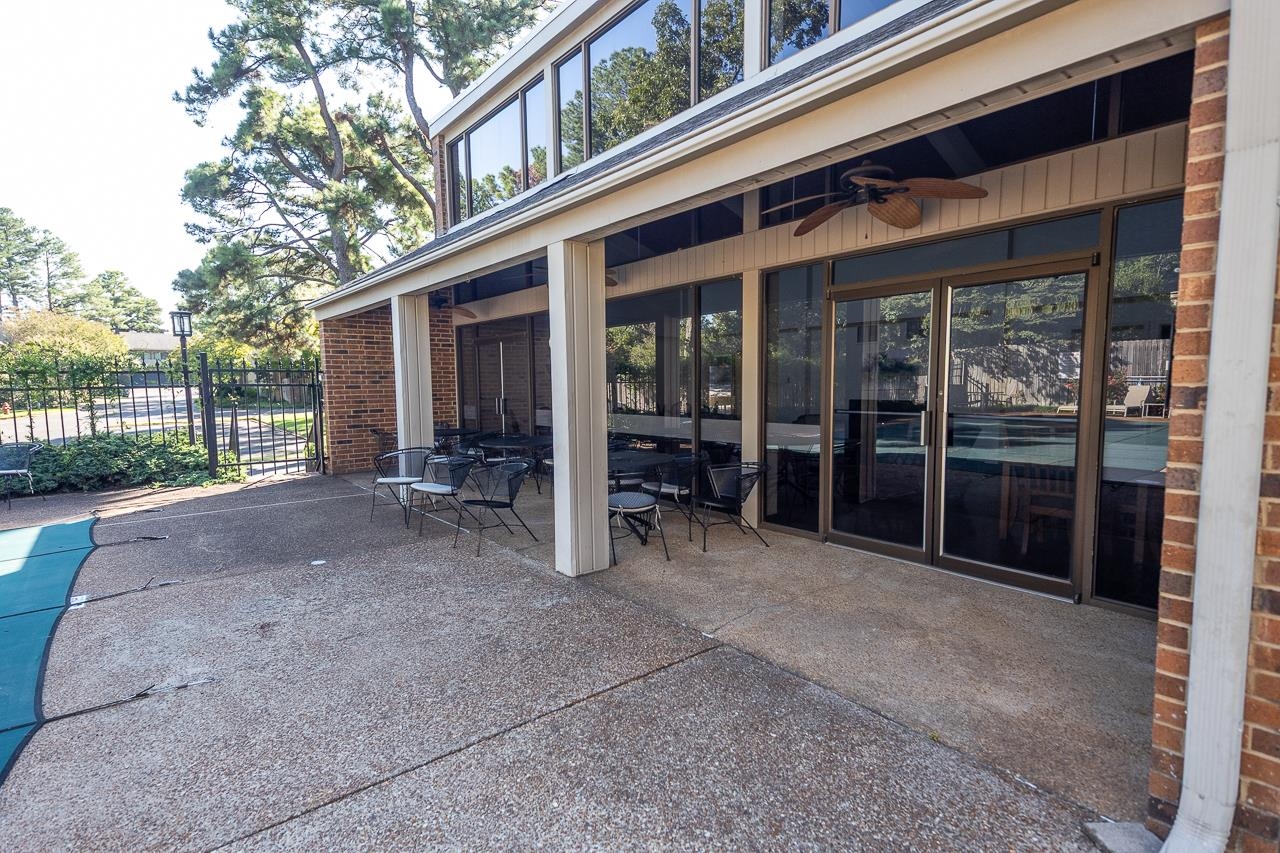 356 CLOVE DR
