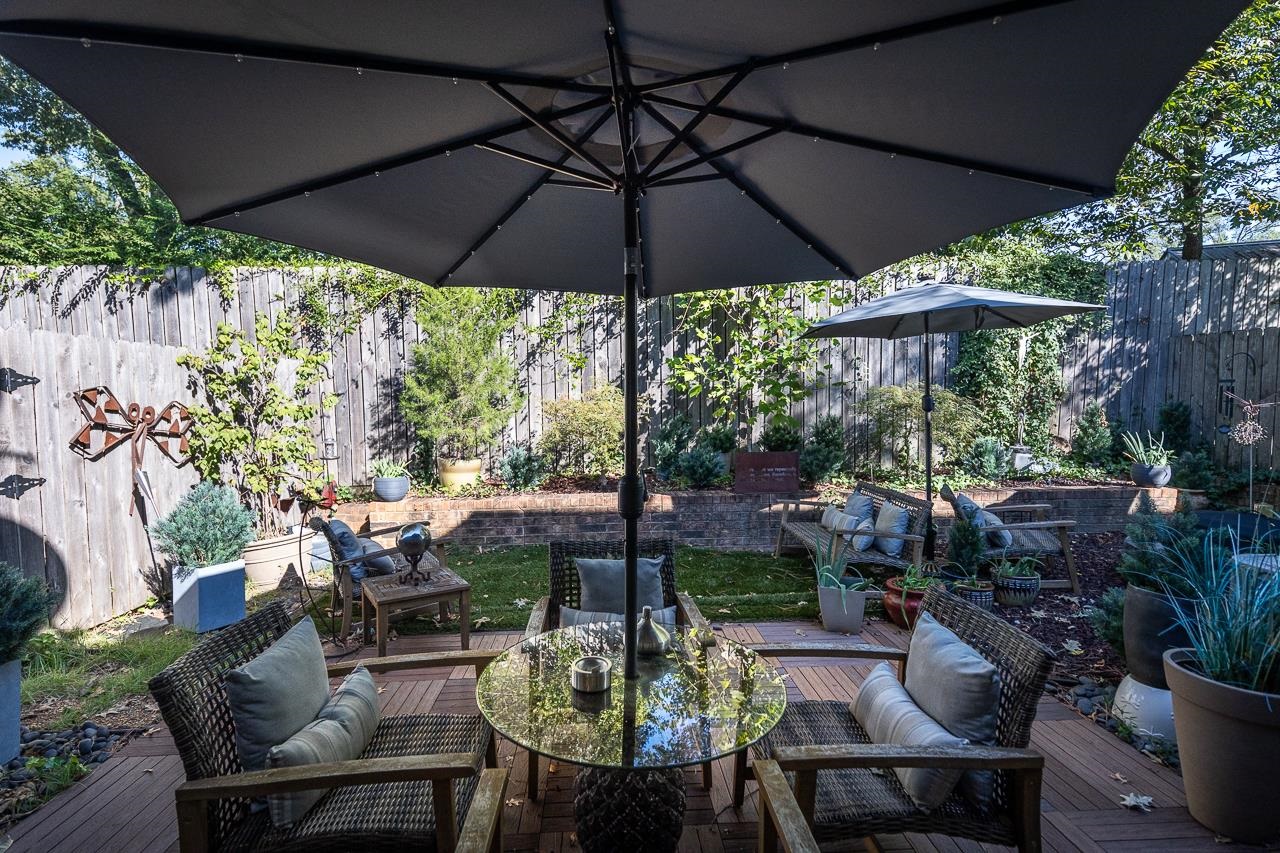 356 CLOVE DR