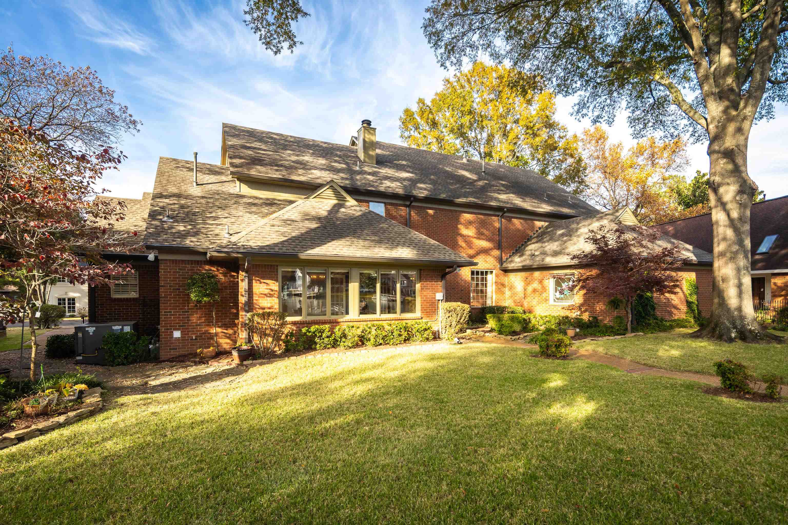 2086 W GLENALDEN DR