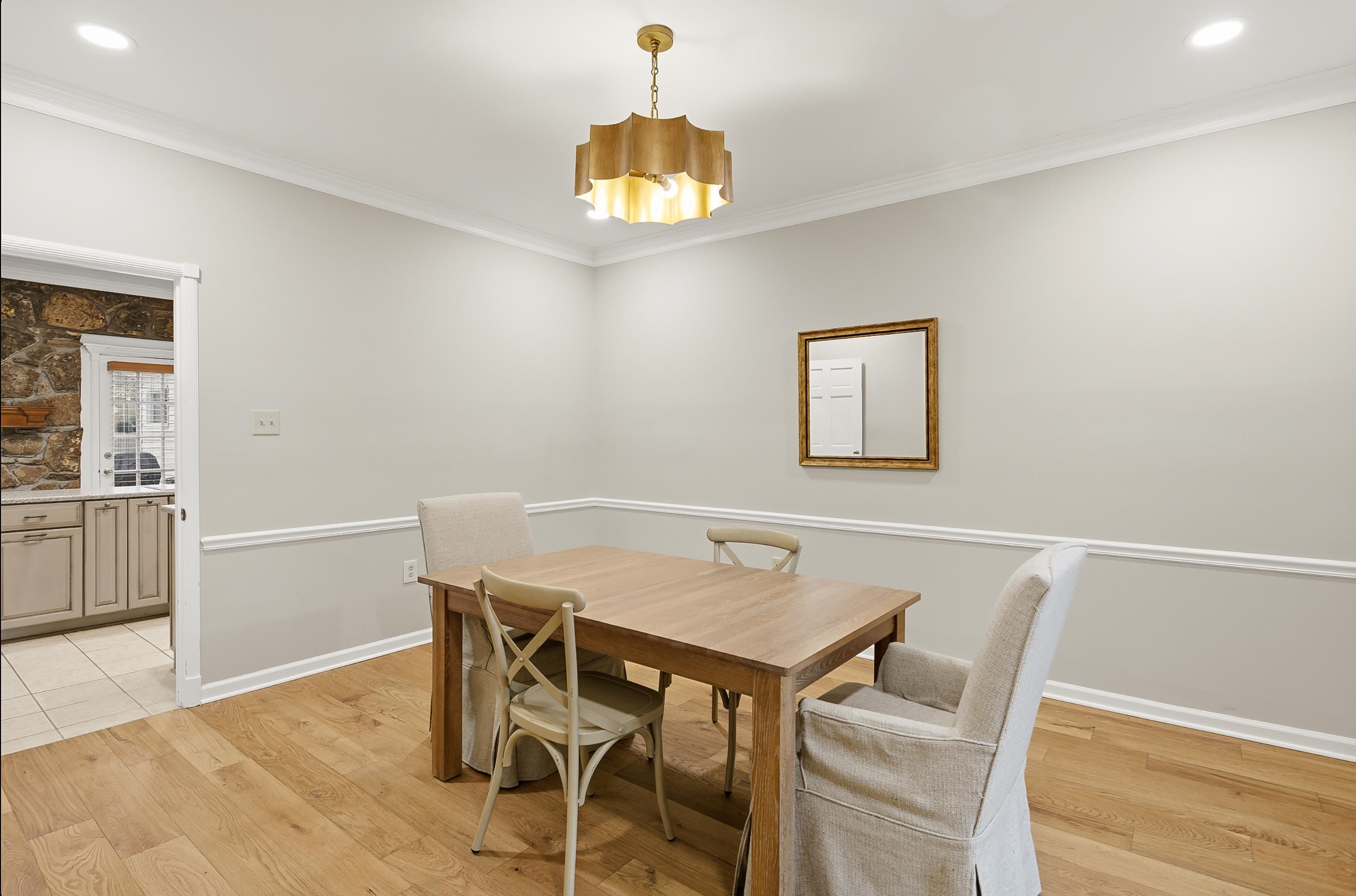 3056 COUNTRY PLACE DR W