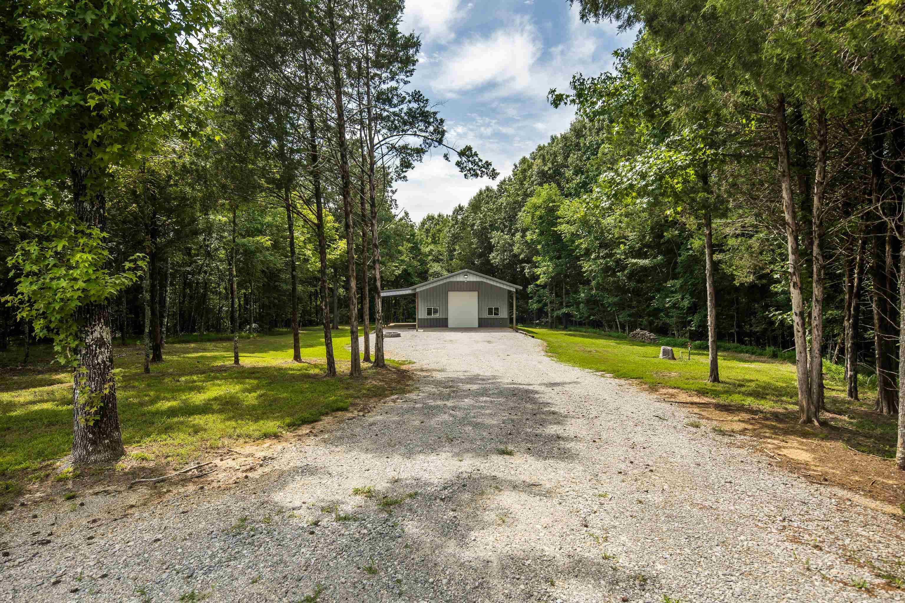 2720 DONELSON DR