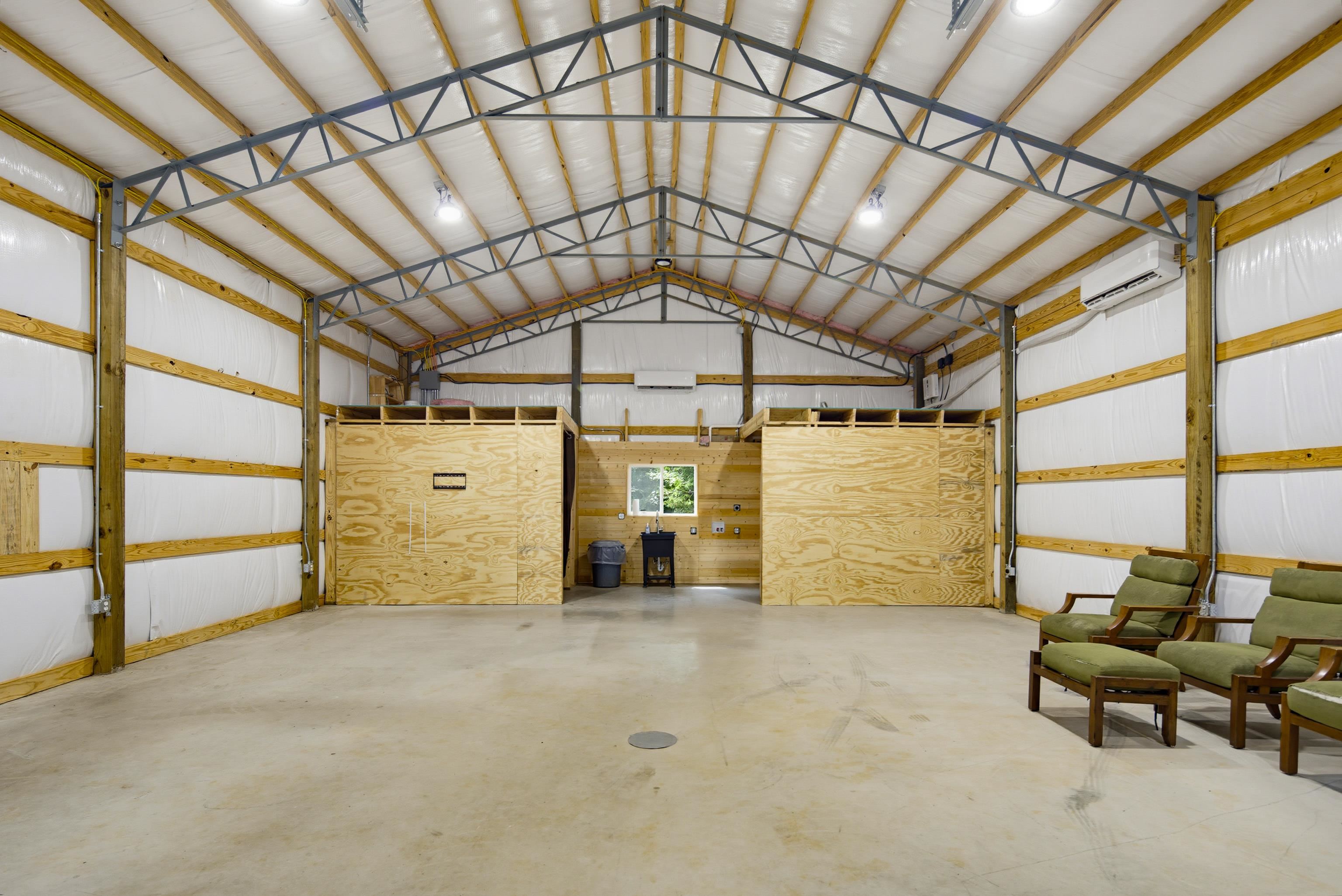 2720 DONELSON DR