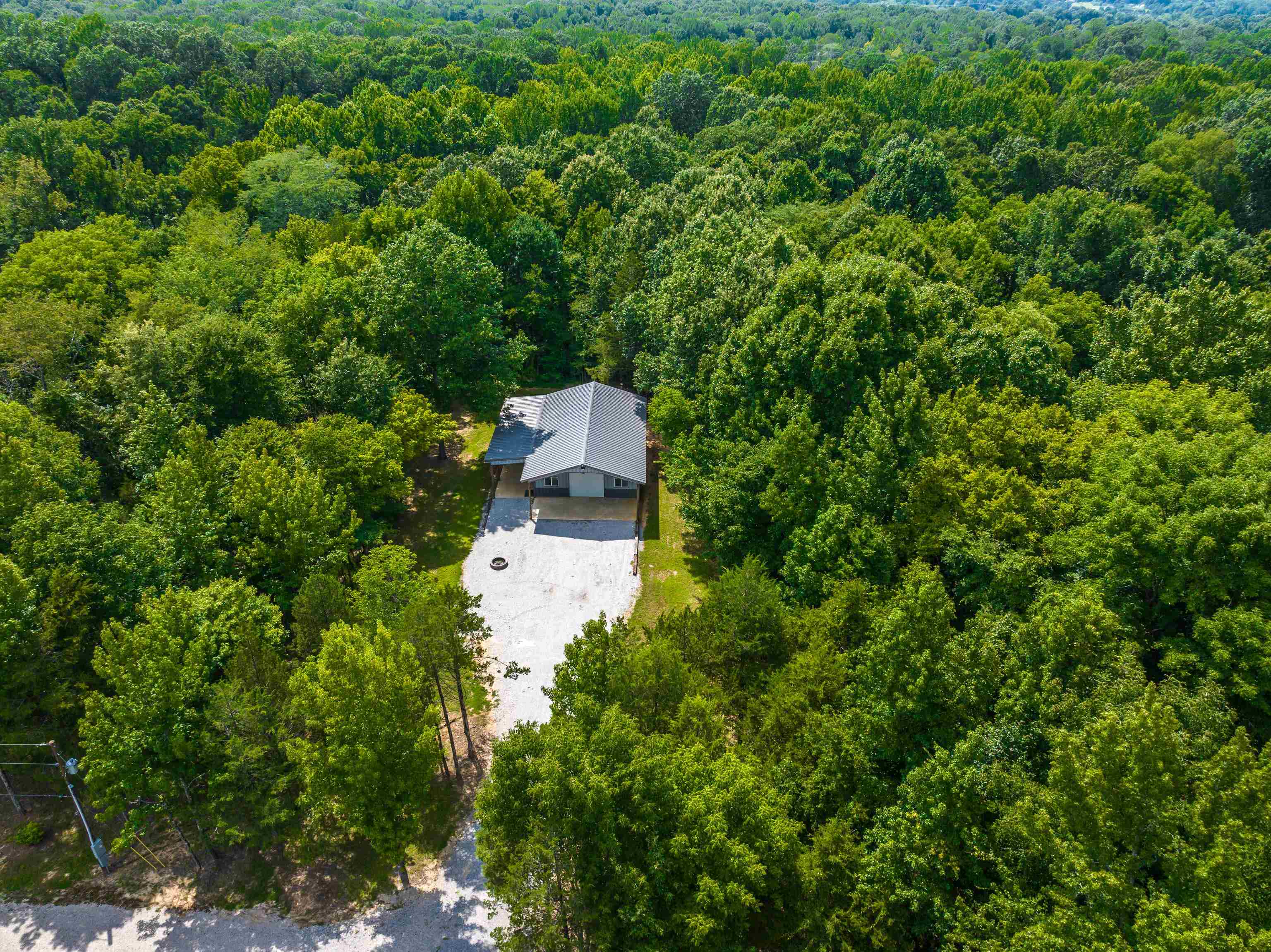 2720 DONELSON DR