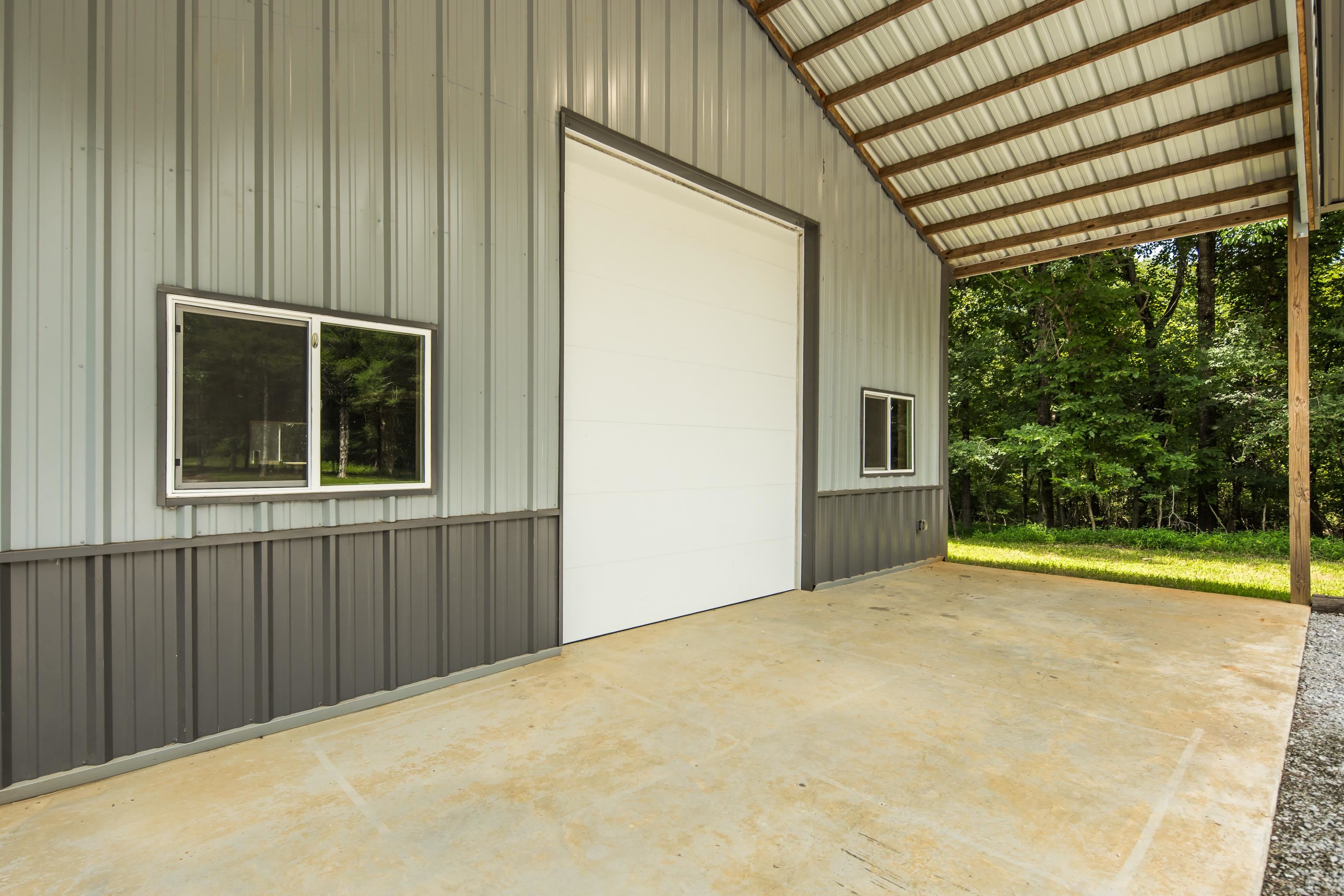 2720 DONELSON DR