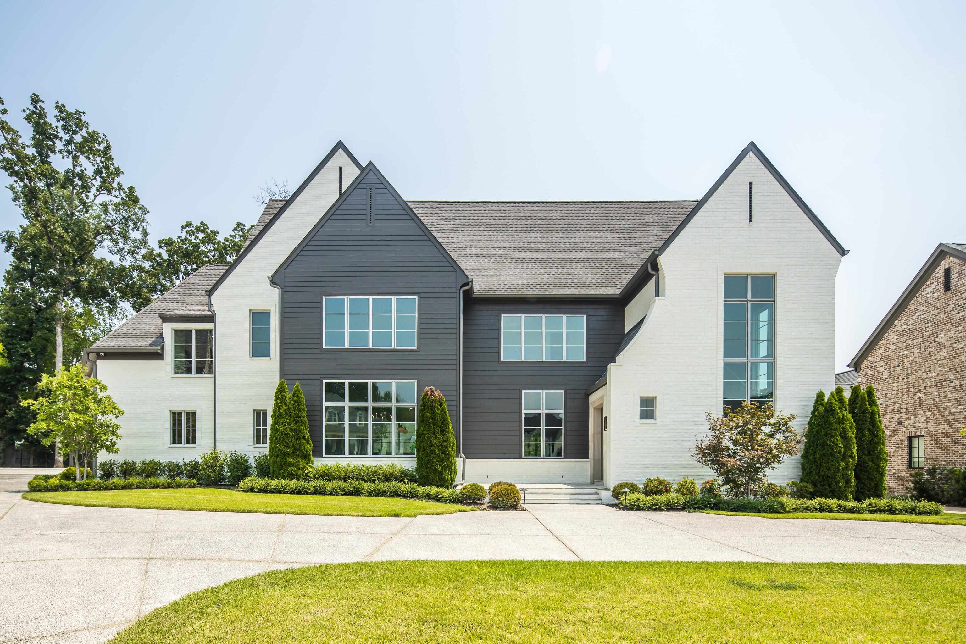 3024 CHAPEL WOODS CV