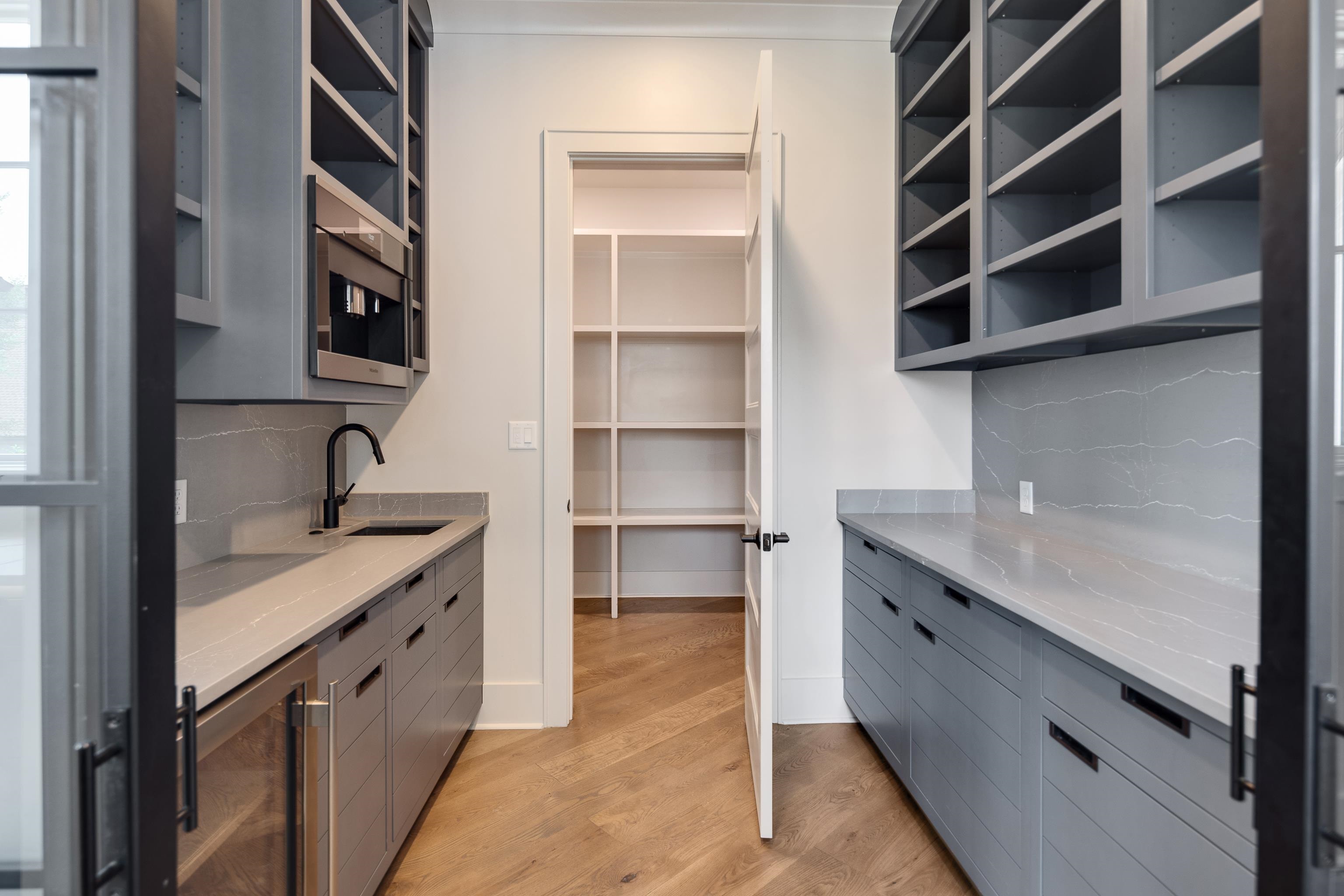 3024 CHAPEL WOODS CV