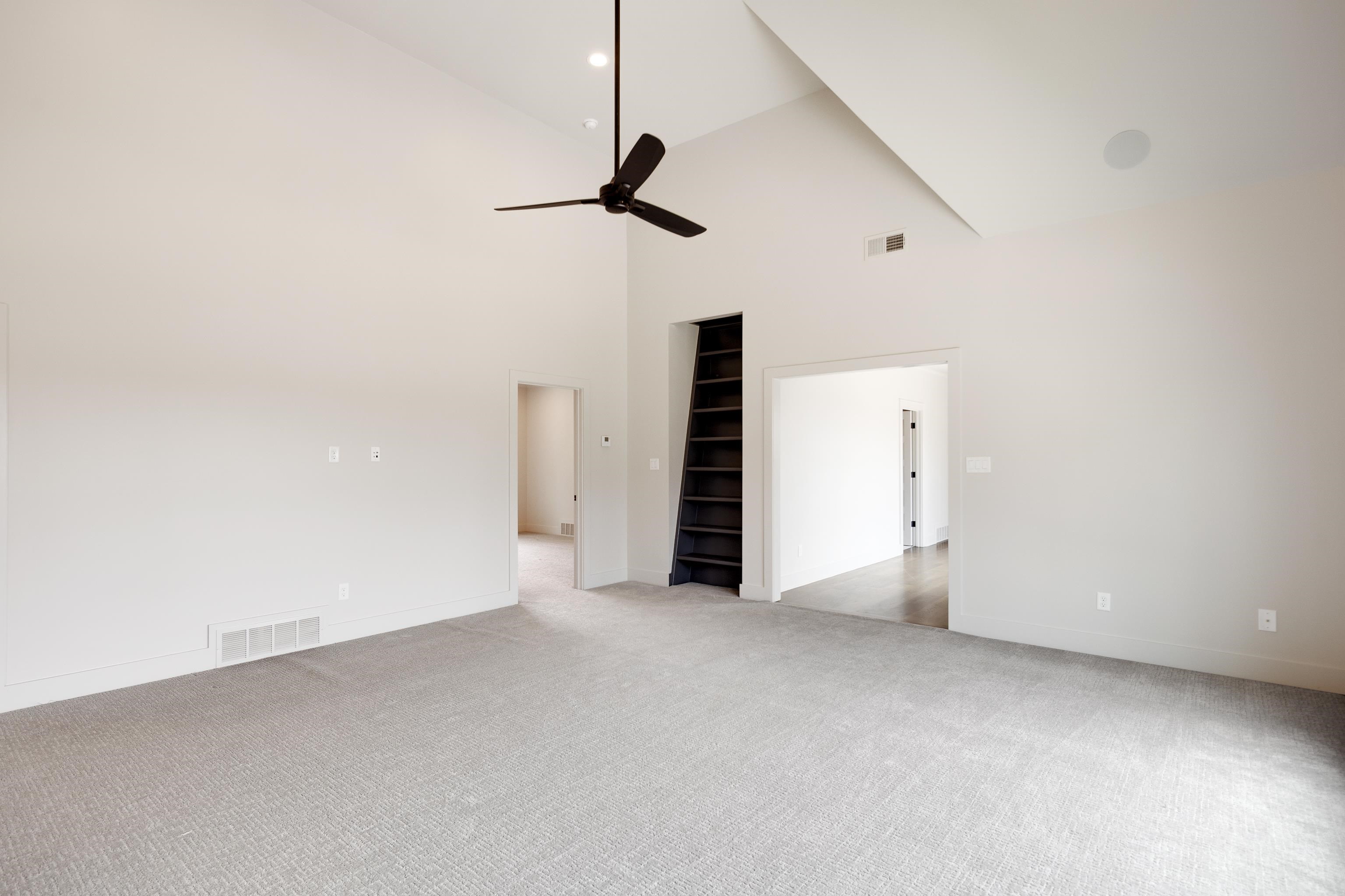 3024 CHAPEL WOODS CV