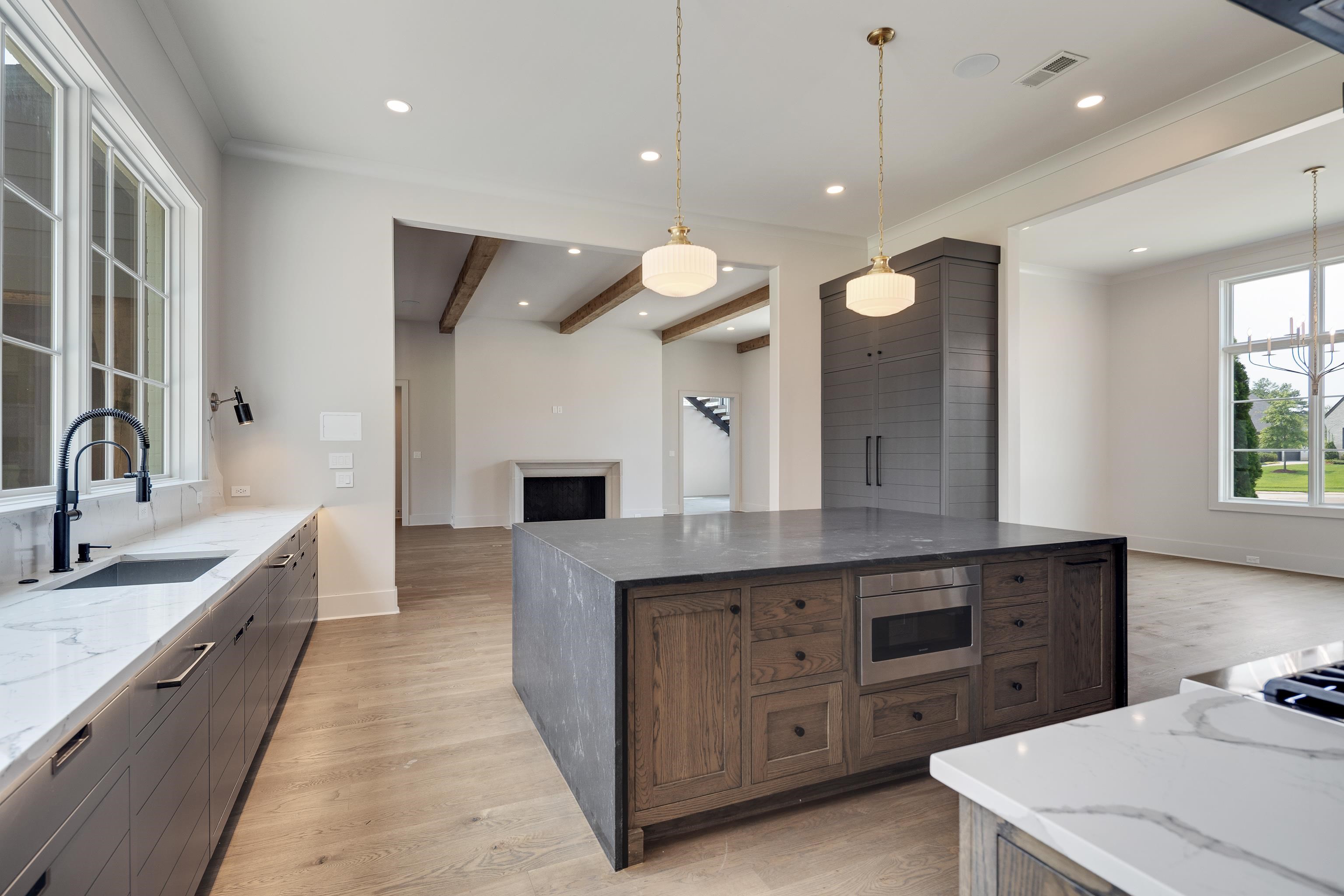 3024 CHAPEL WOODS CV