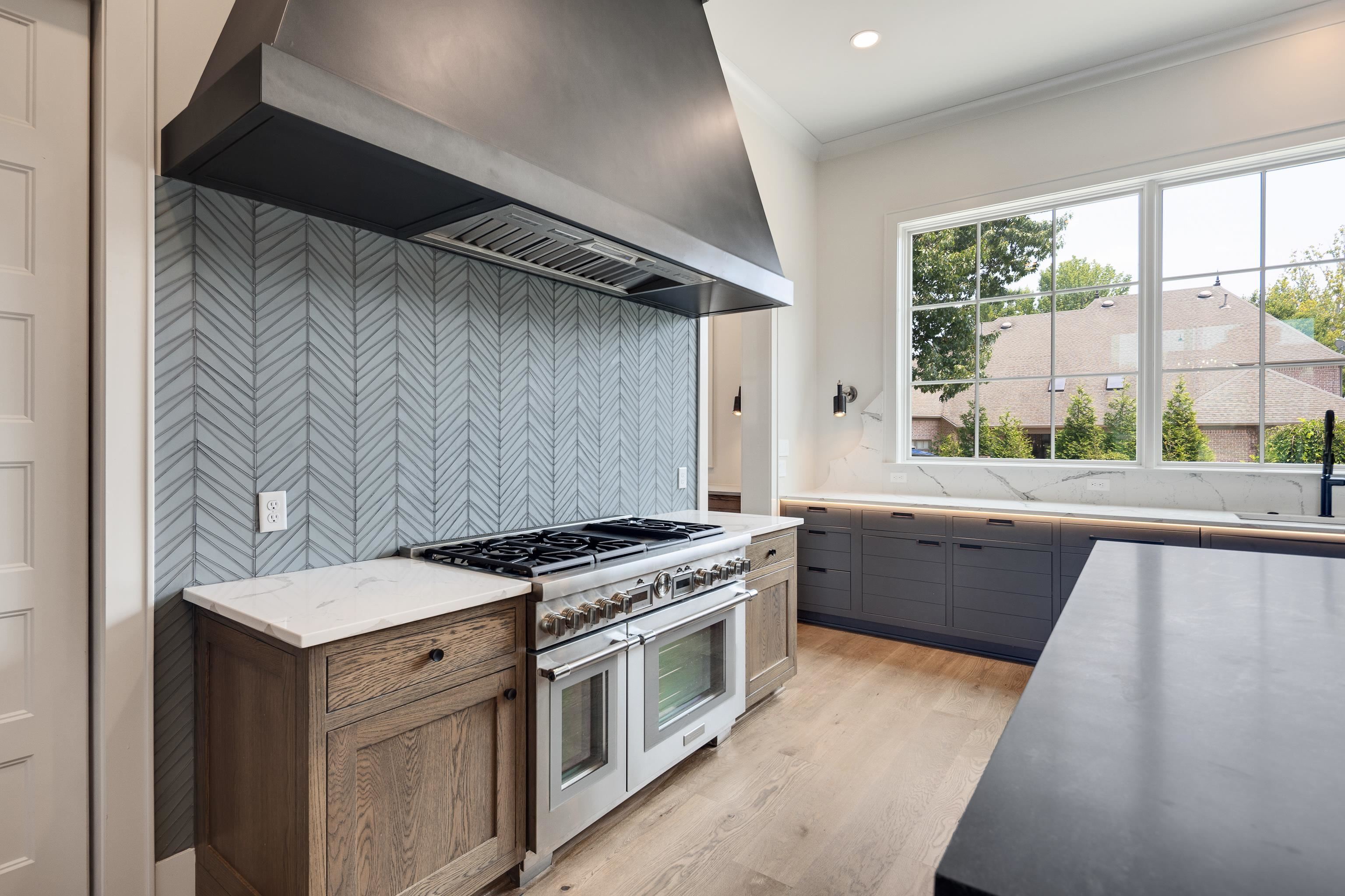 3024 CHAPEL WOODS CV