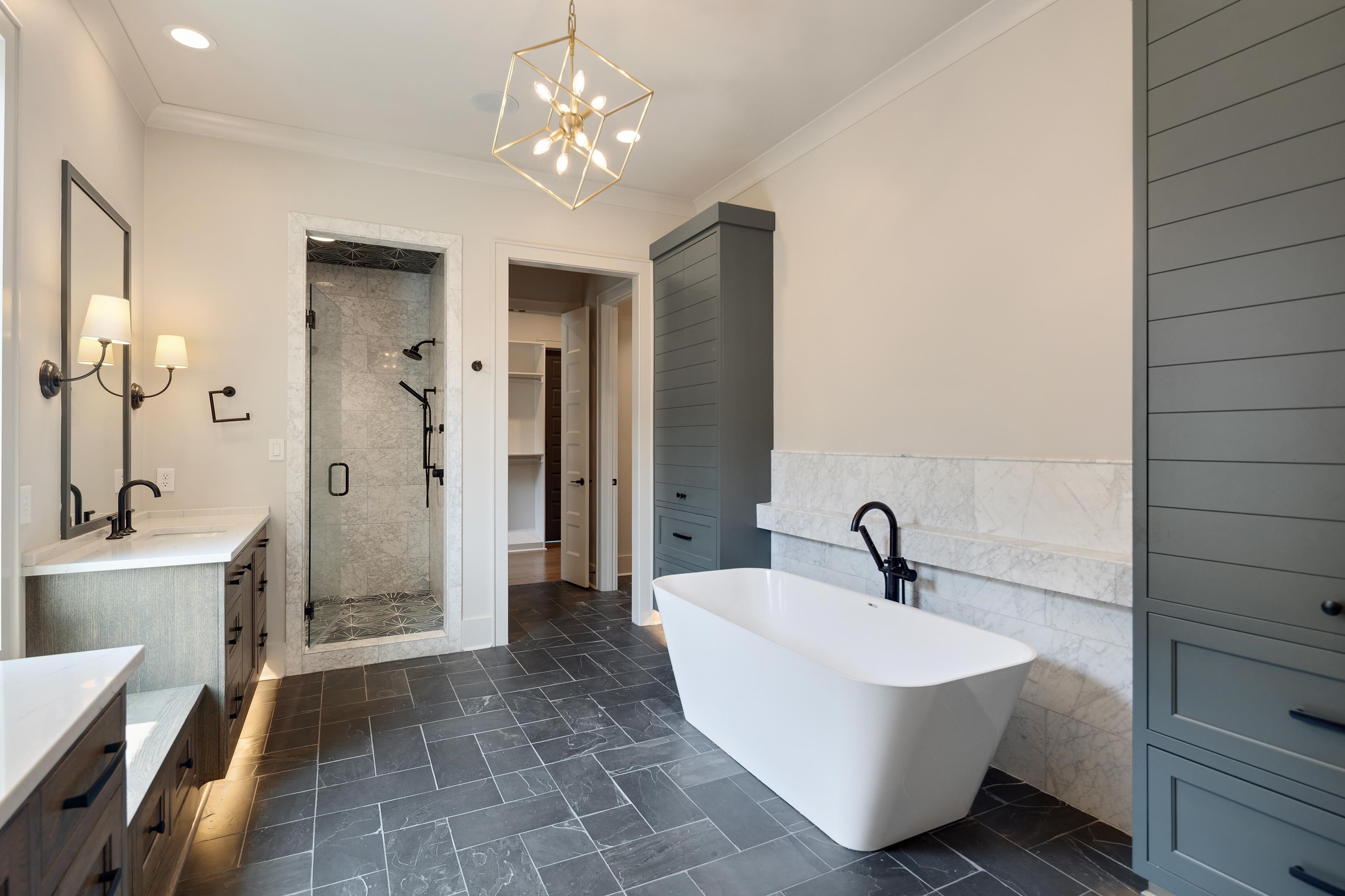 3024 CHAPEL WOODS CV