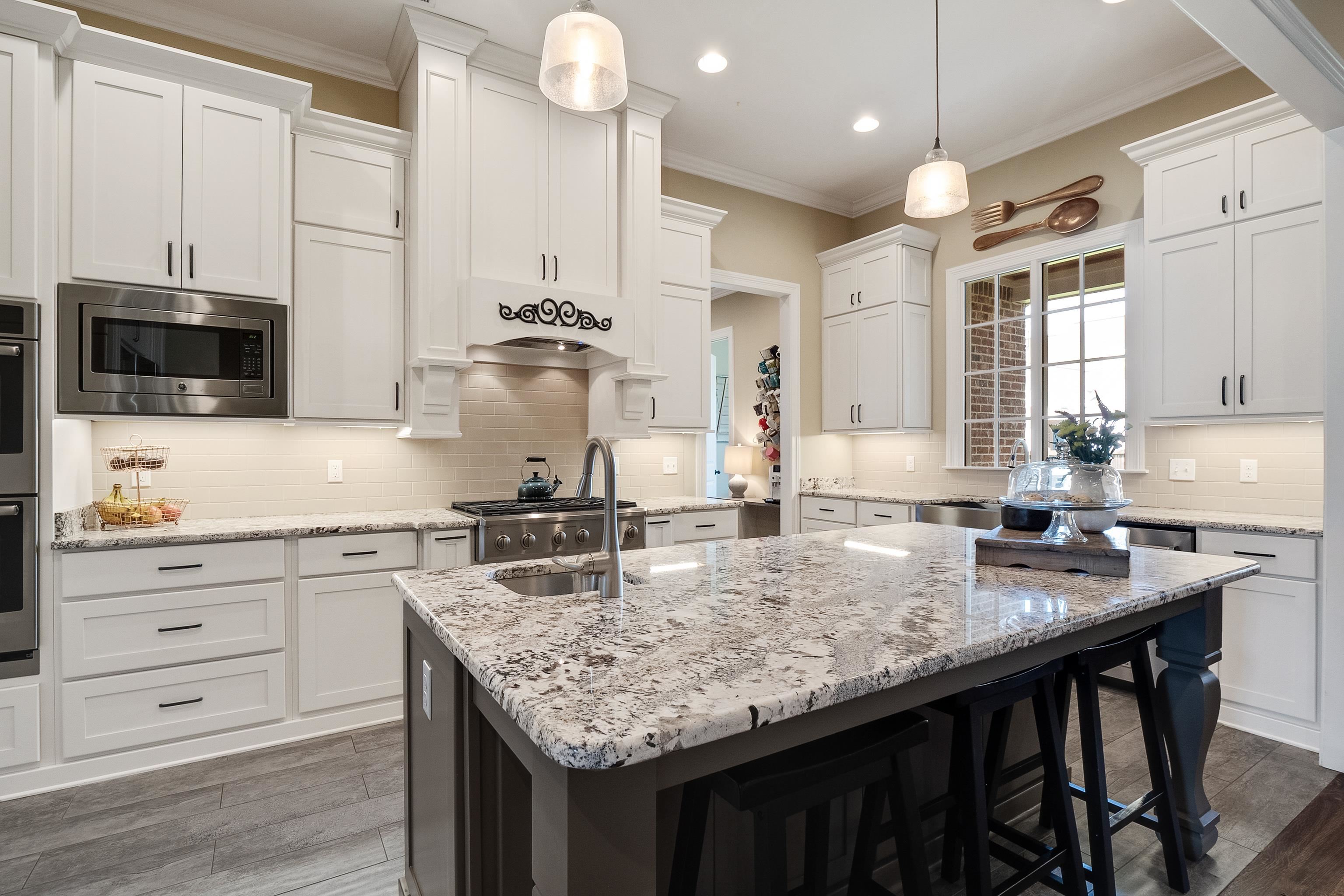 1626 HORSESHOE BEND TRL